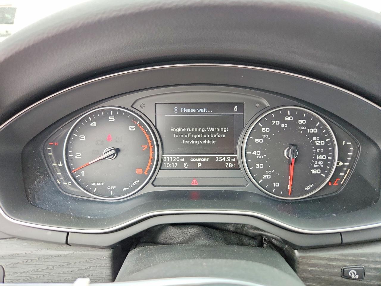2017 Audi A4 Premium Plus Серебряный vin: WAUENBF48HN015709