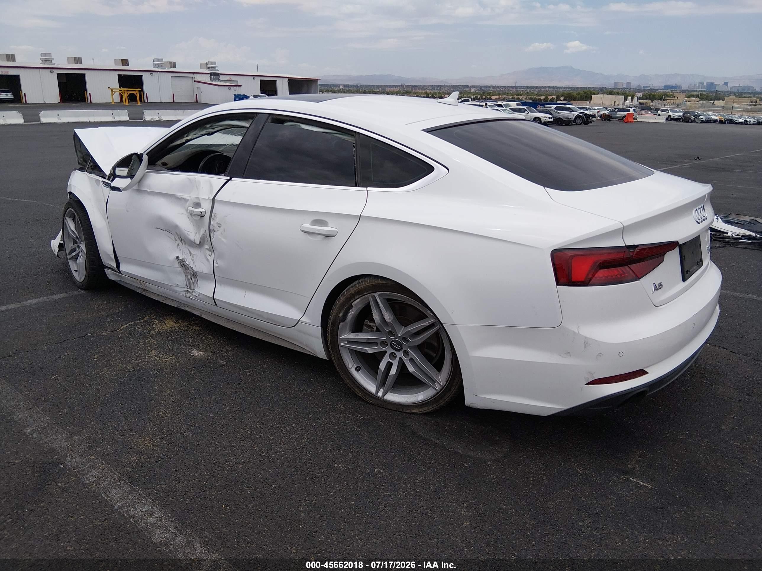 2018 Audi A5 2.0t Premium White vin: WAUENCF51JA104260