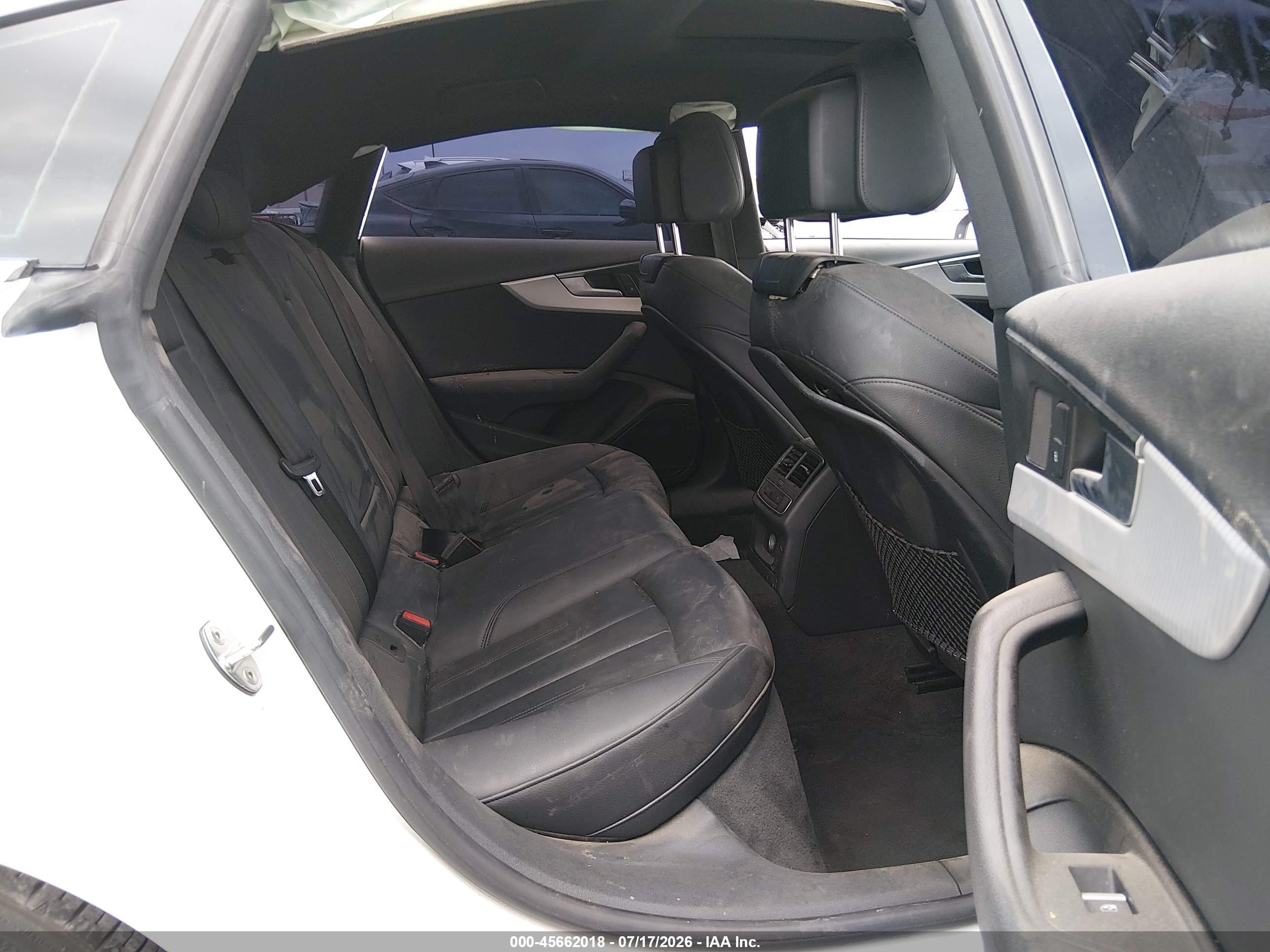 2018 Audi A5 2.0t Premium White vin: WAUENCF51JA104260