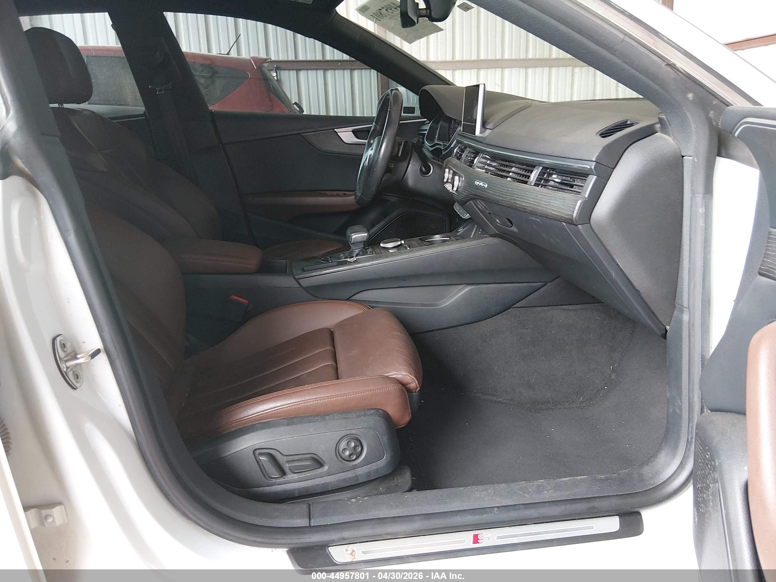 2018 Audi A5 2.0t Premium White vin: WAUENCF52JA122380