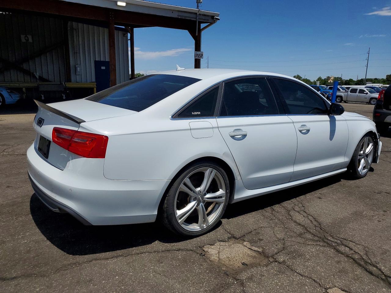 2013 Audi S6 Белый vin: WAUF2AFC0DN137263