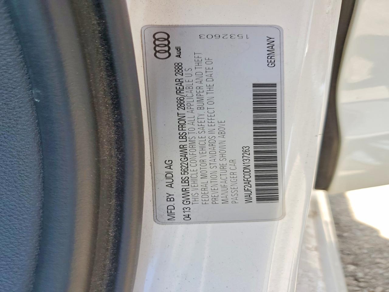 2013 Audi S6 Белый vin: WAUF2AFC0DN137263