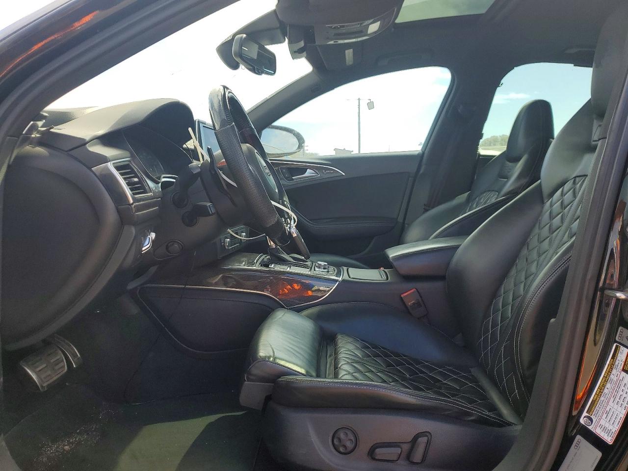 2015 Audi S6 Черный vin: WAUF2AFC2FN002451