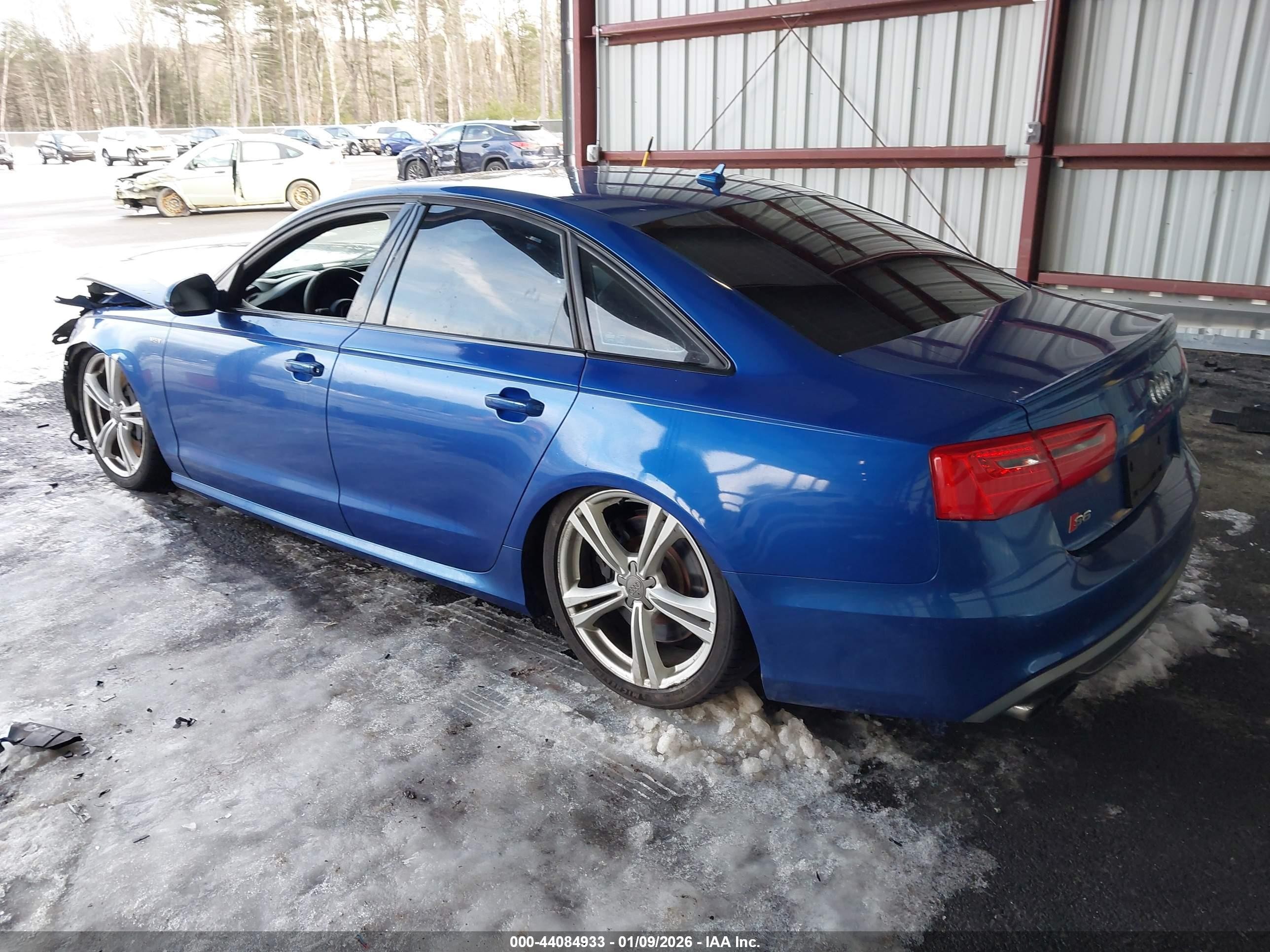 2015 Audi S6 4.0t Blue vin: WAUF2AFC2FN003907