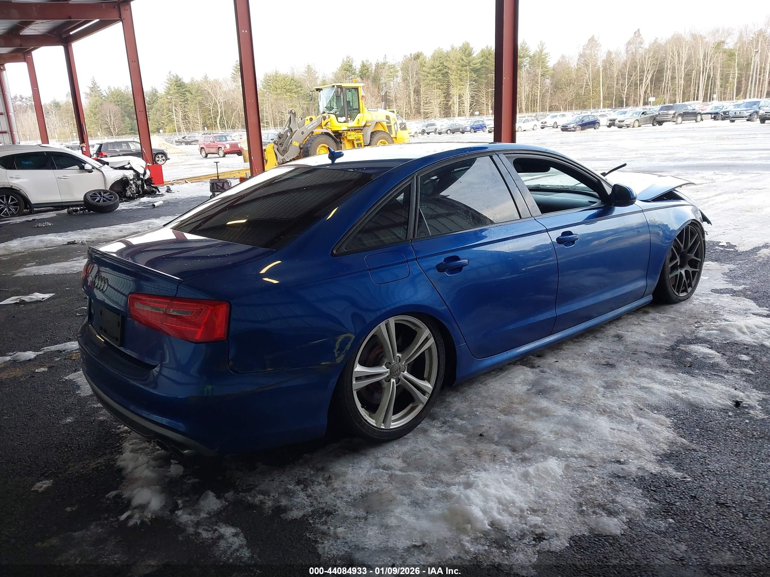 2015 Audi S6 4.0t Blue vin: WAUF2AFC2FN003907