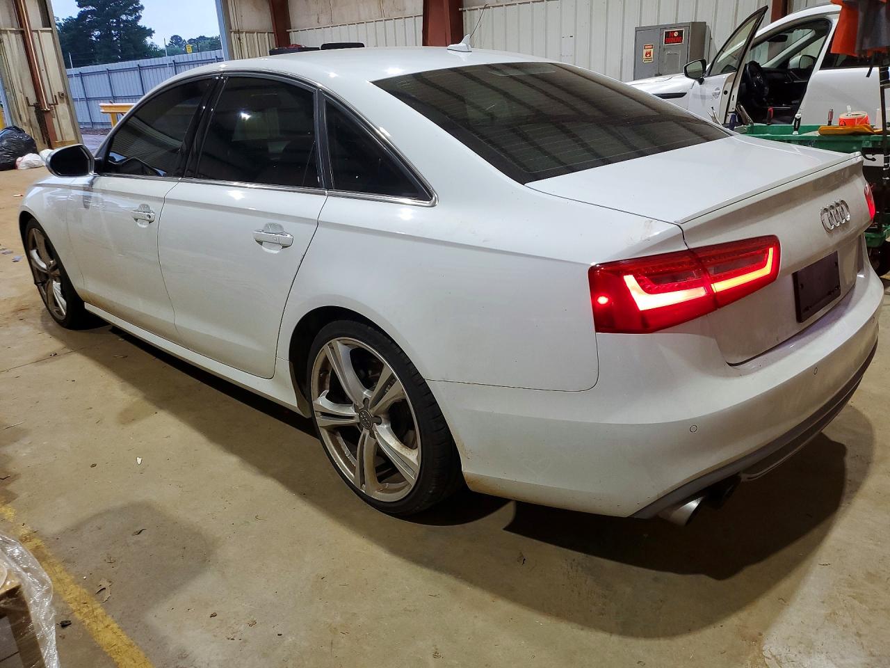 2013 Audi S6 White vin: WAUF2AFC5DN138859