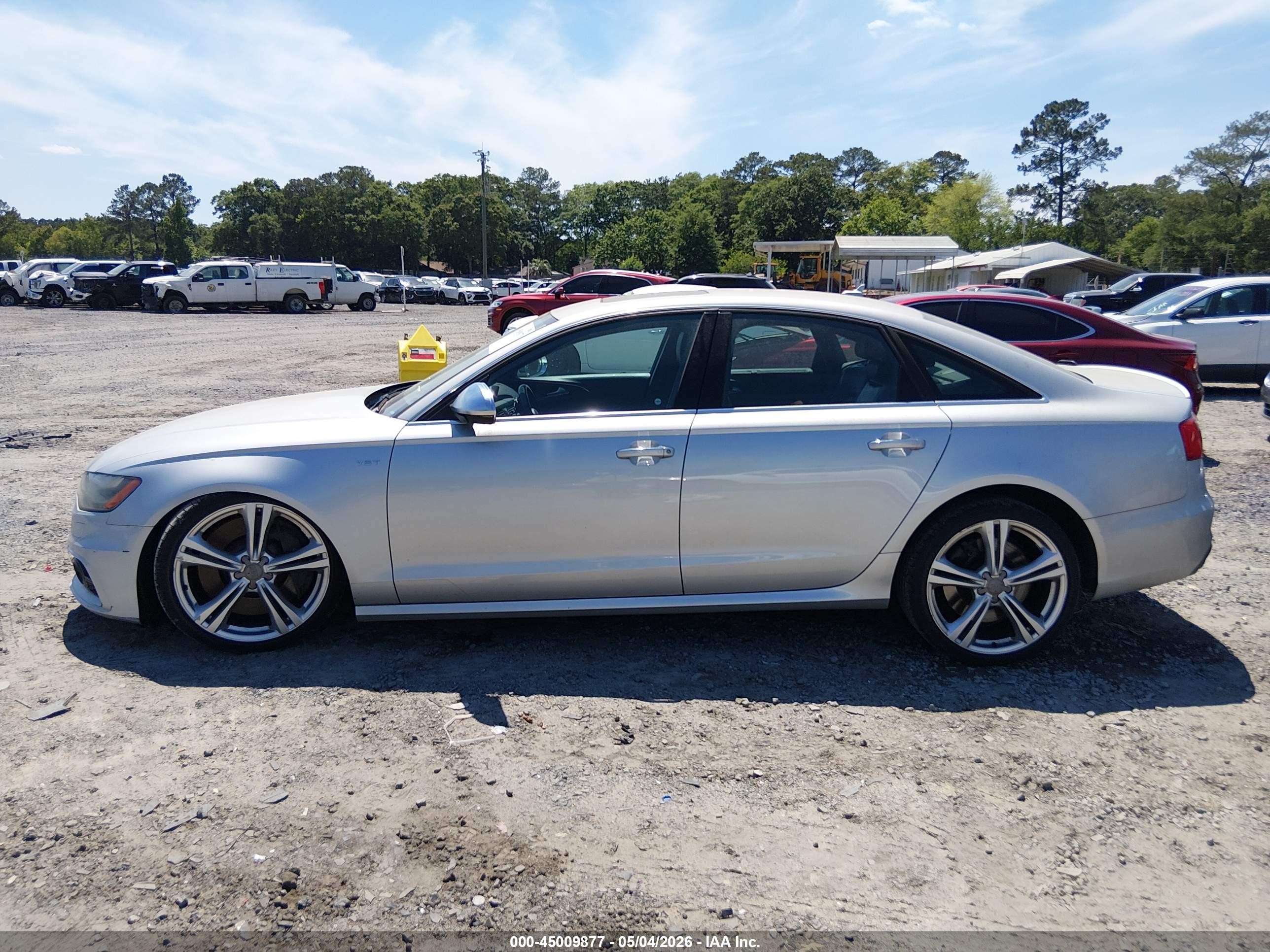 2015 Audi S6 4.0t Серебряный vin: WAUF2AFC5FN005635