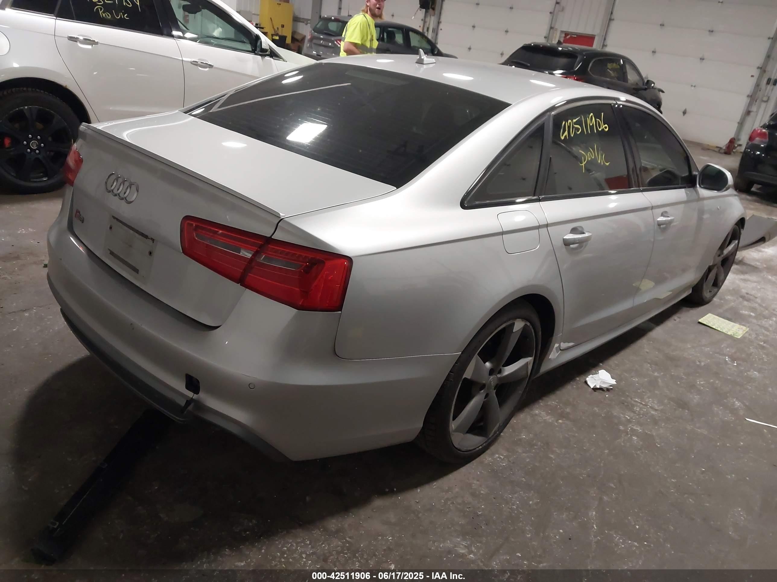 2015 Audi S6 4.0t Silver vin: WAUF2AFC9FN014211