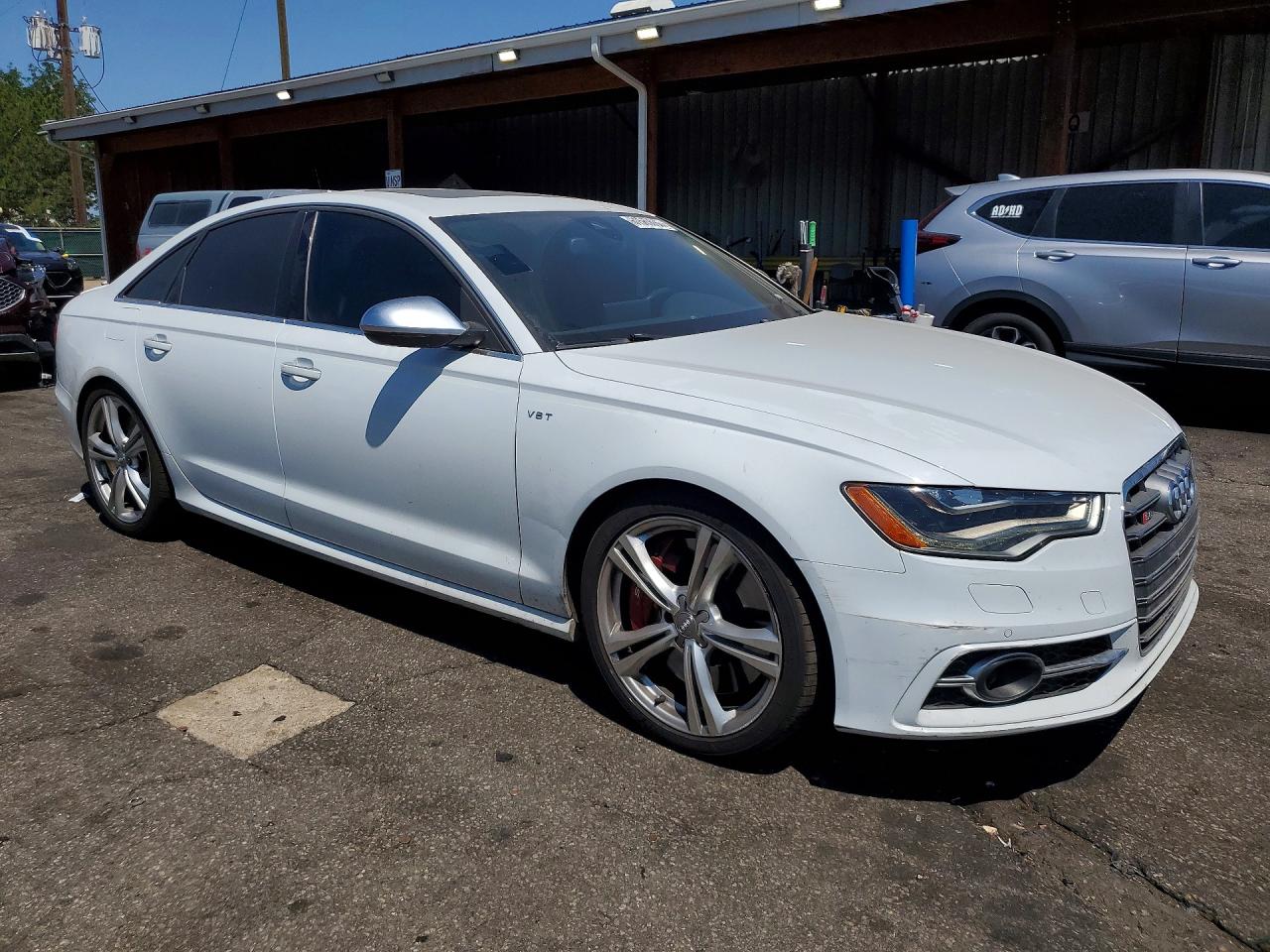 2014 Audi S6 White vin: WAUF2AFCXEN069362