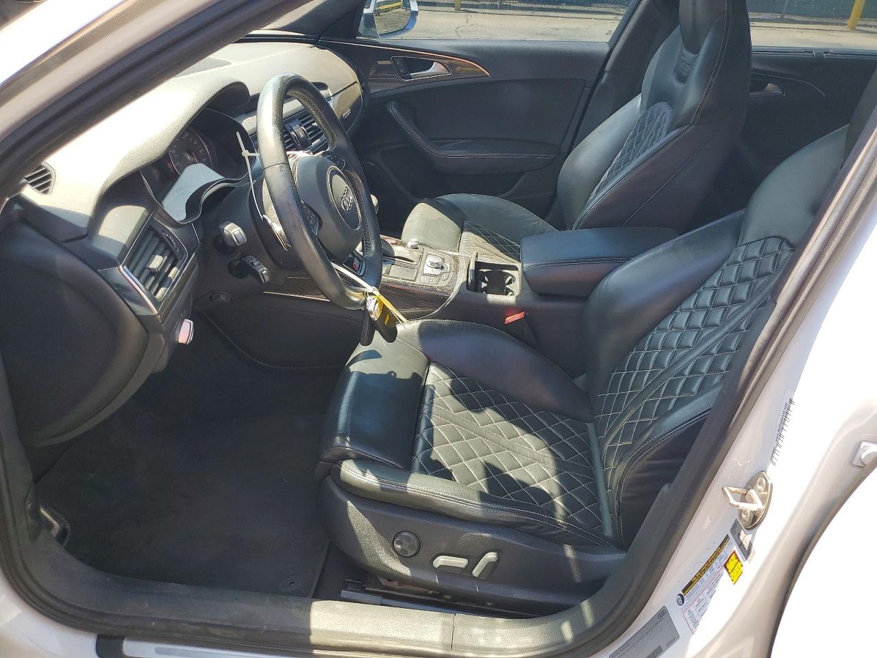 2014 Audi S6 White vin: WAUF2AFCXEN069362