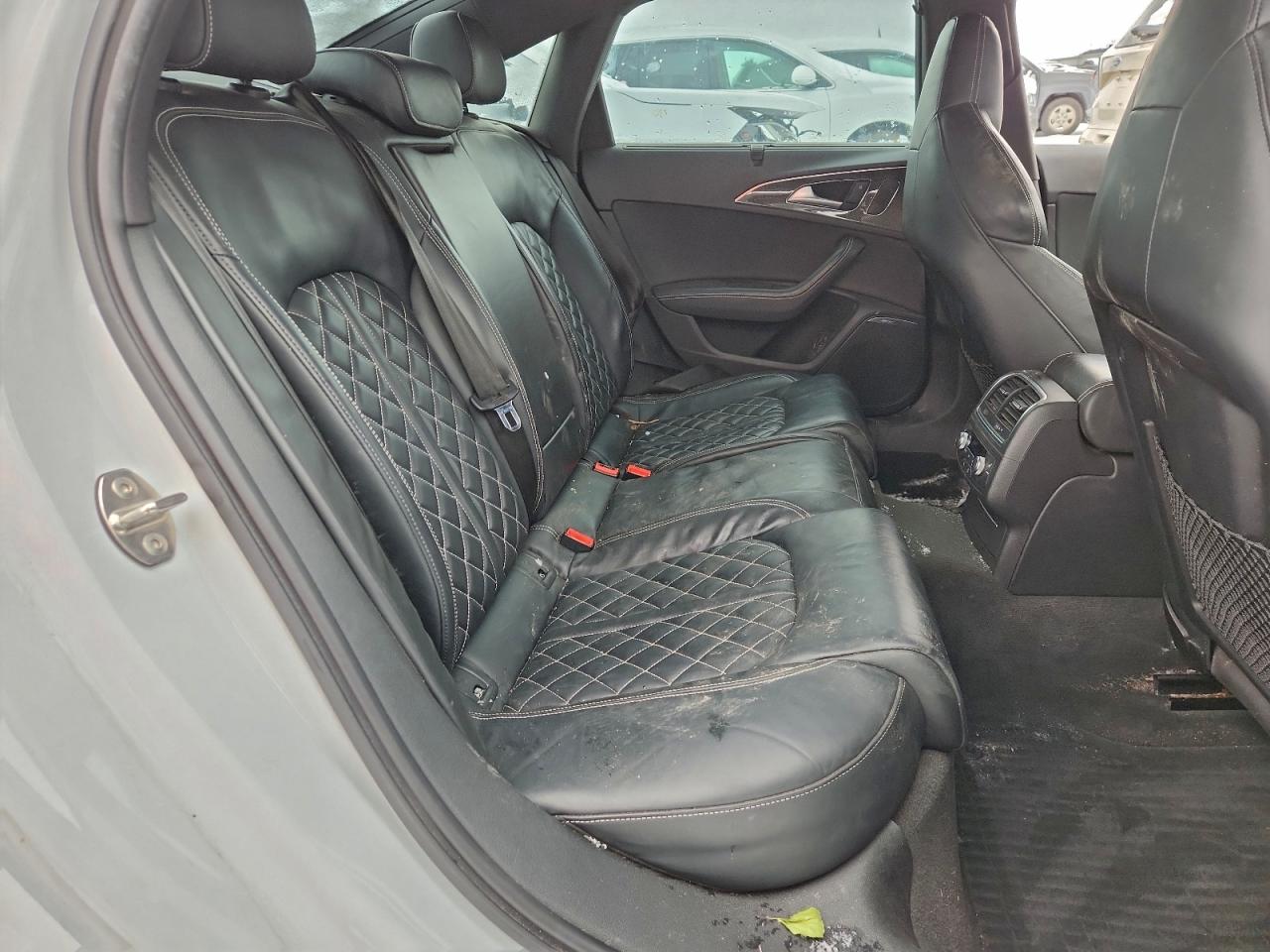 2015 Audi S6 White vin: WAUF2CFC5FN037884