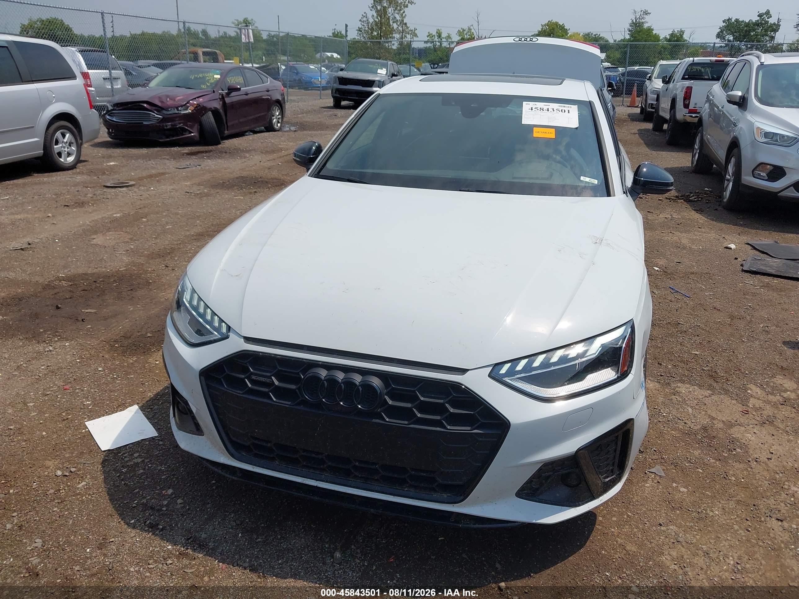 2022 Audi A4 Prestige 45 Tfsi S Line Quattro S Tronic White vin: WAUFAAF48NA045449