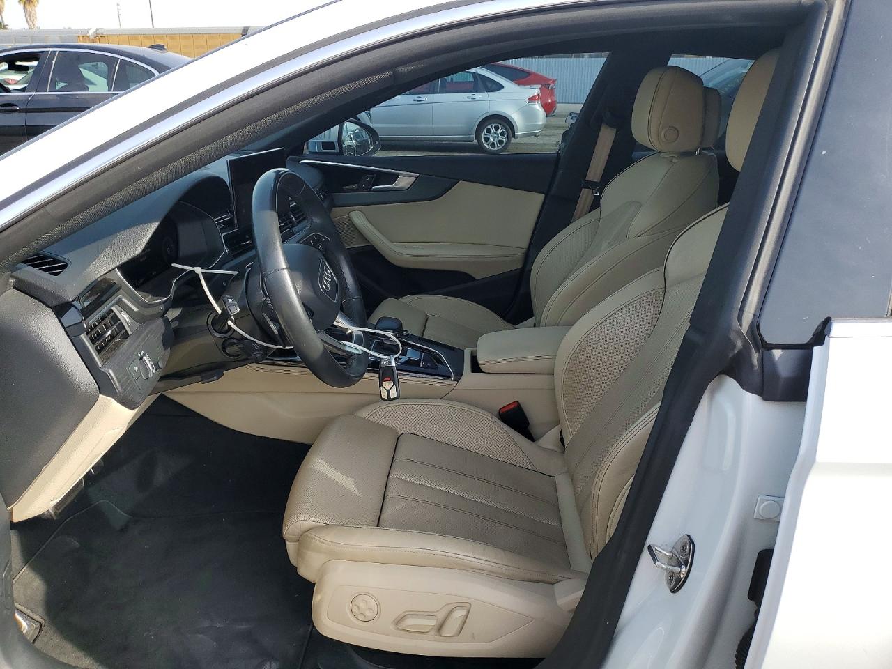 2022 Audi A5 Premium Plus 45 Белый vin: WAUFACF52NA017974