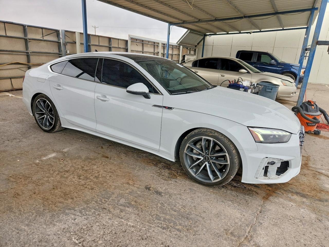 2024 Audi A5 Premium Plus 45 White vin: WAUFACF59RA117642