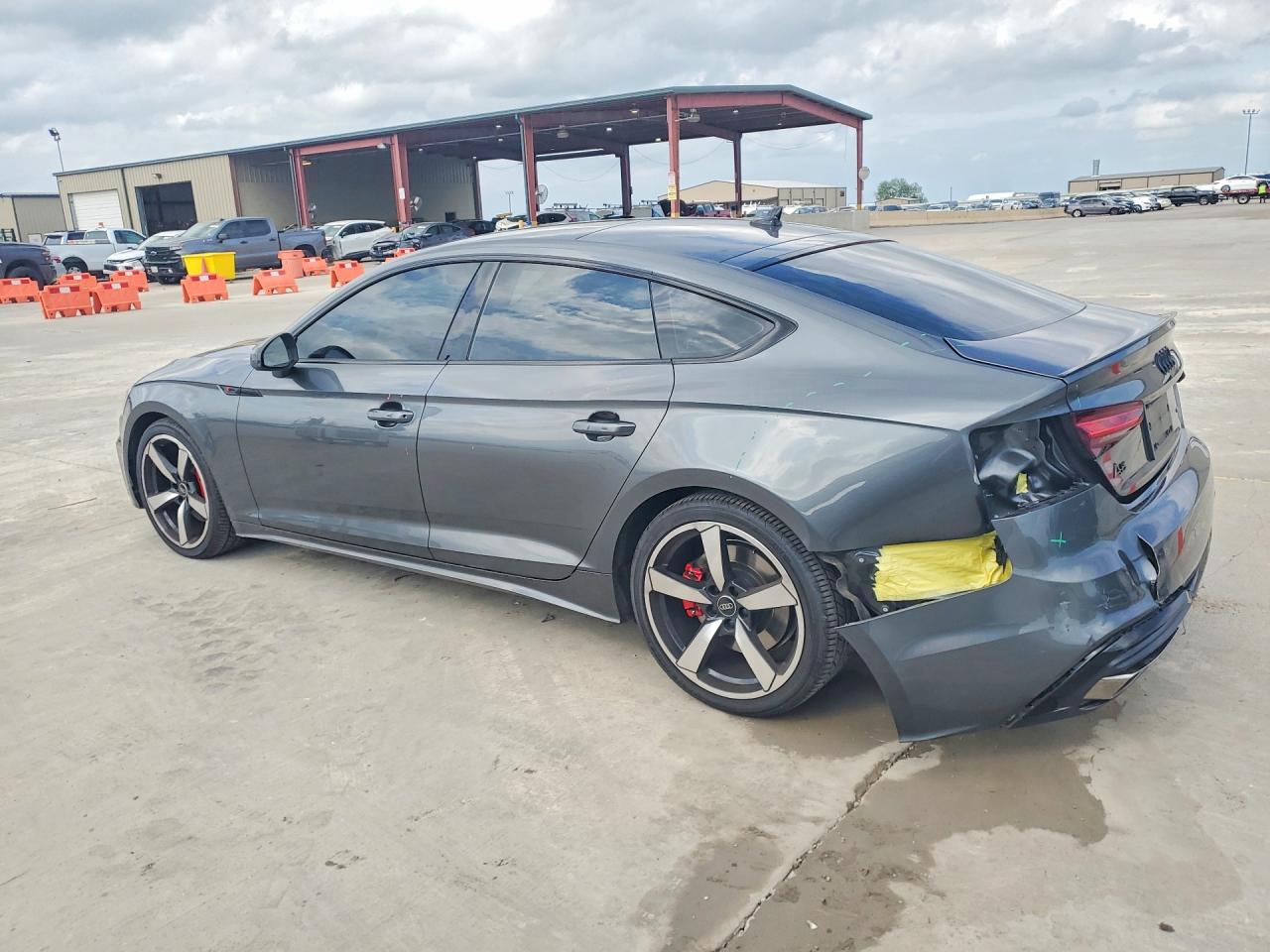 2023 Audi A5 Premium Plus 45 Серебряный vin: WAUFACF5XPA063216