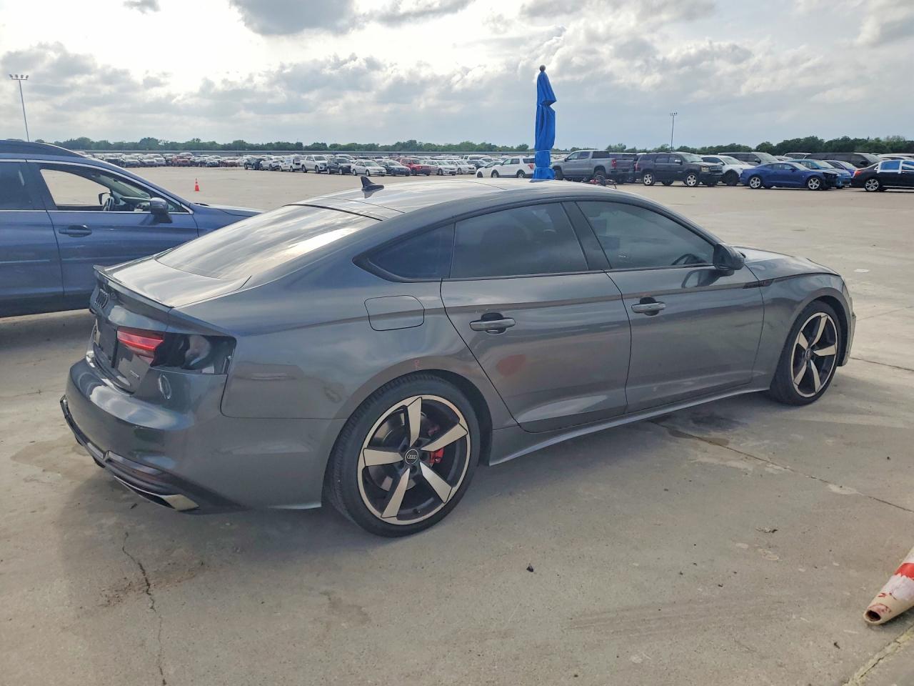 2023 Audi A5 Premium Plus 45 Серебряный vin: WAUFACF5XPA063216