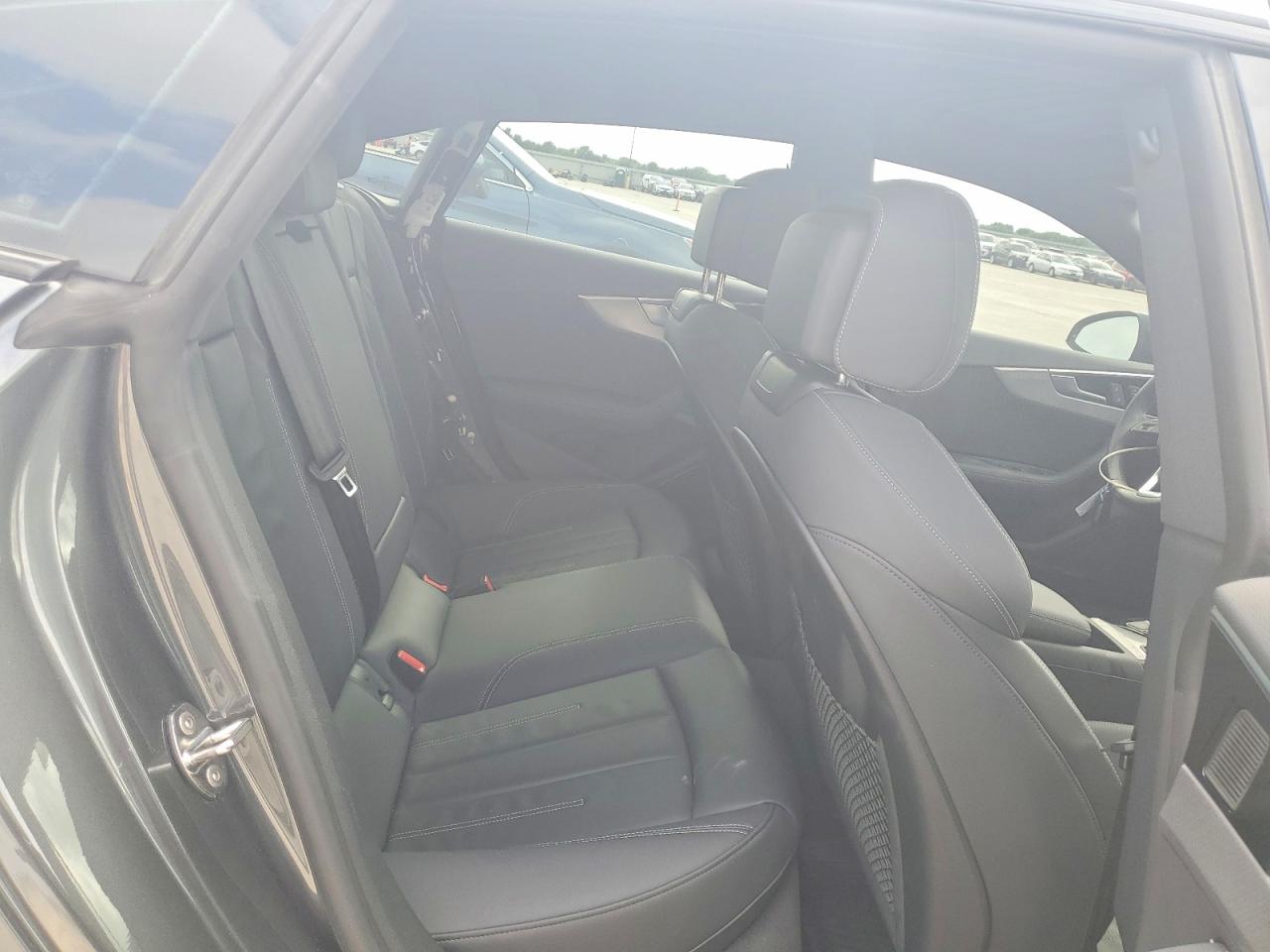 2023 Audi A5 Premium Plus 45 Серебряный vin: WAUFACF5XPA063216