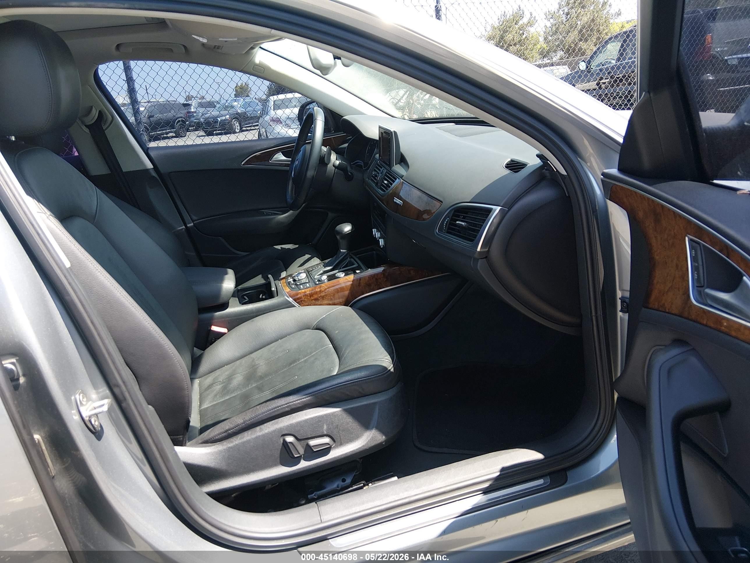 2015 Audi A6 2.0t Premium Серебряный vin: WAUFFAFC1FN022128
