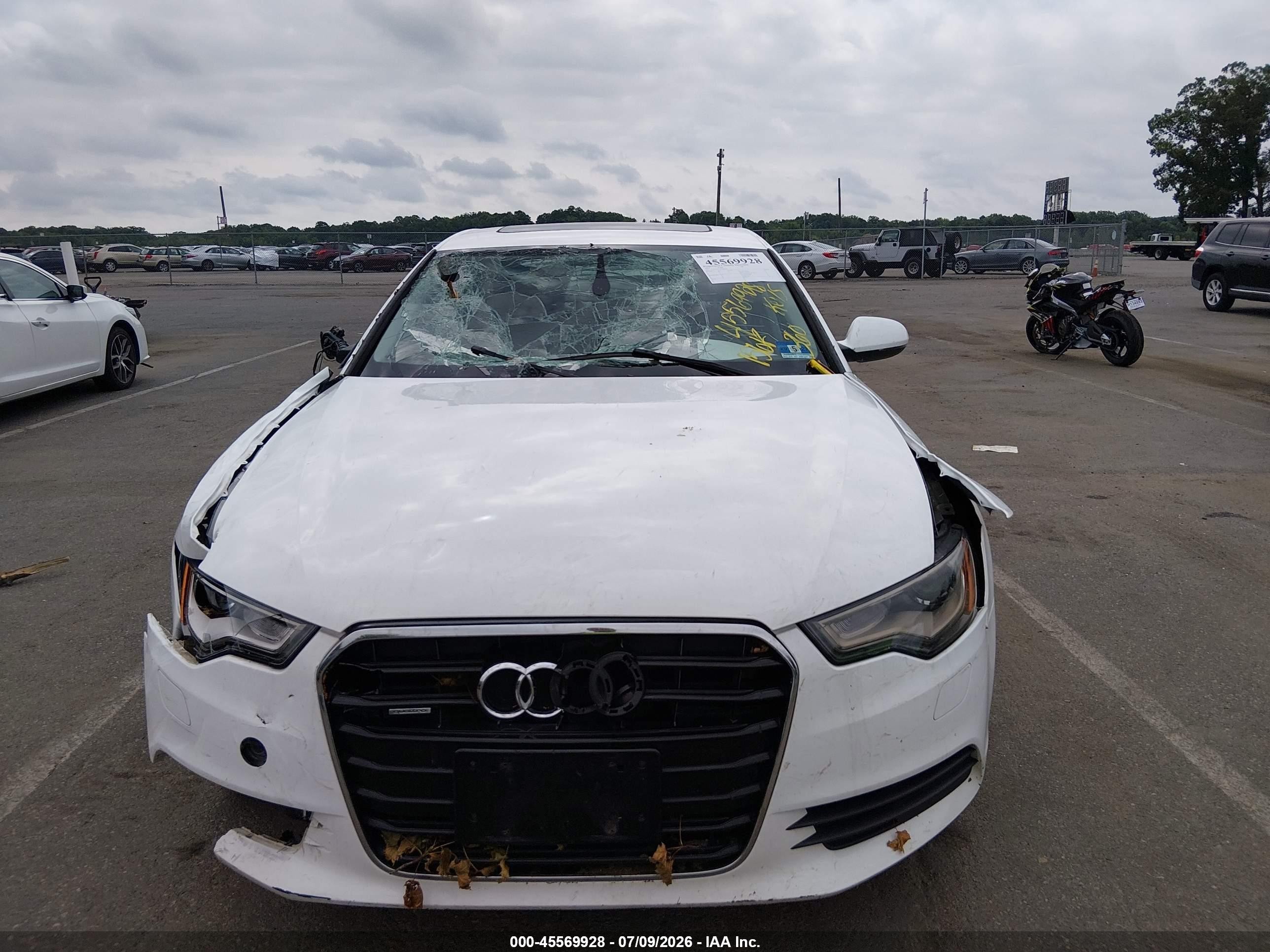 2015 Audi A6 2.0t Premium White vin: WAUFFAFC3FN032319