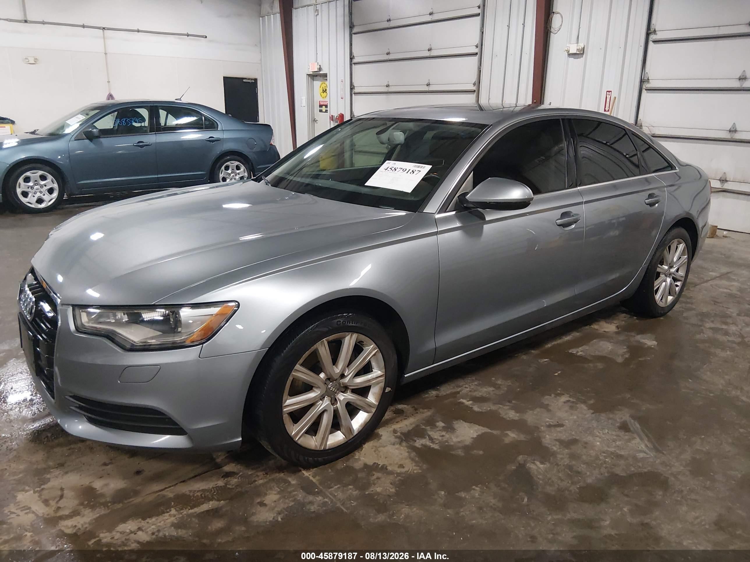 2015 Audi A6 2.0t Premium Серебряный vin: WAUFFAFC9FN016268