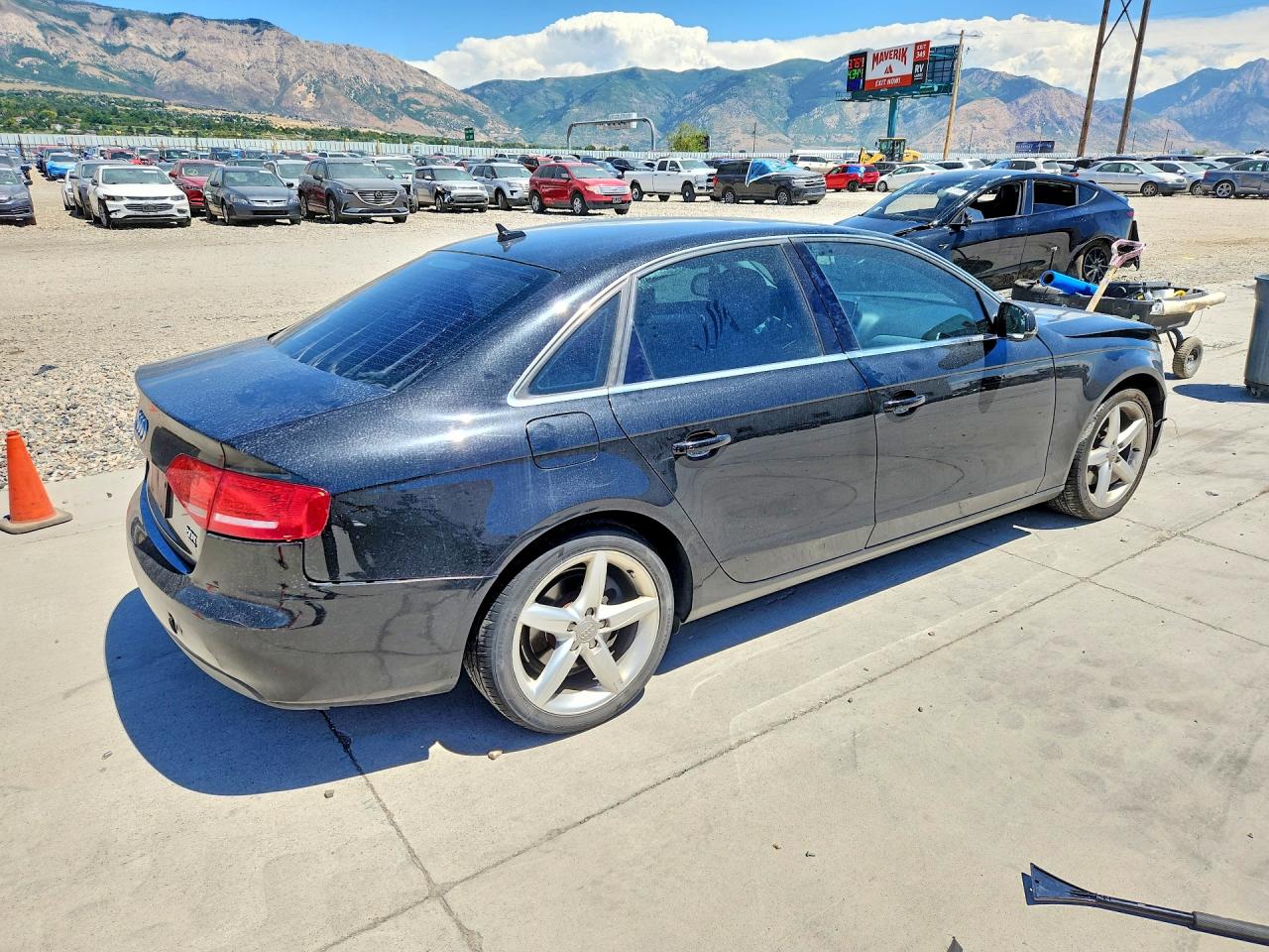 2010 Audi A4 Premium Plus Black vin: WAUFFAFL0AN049541