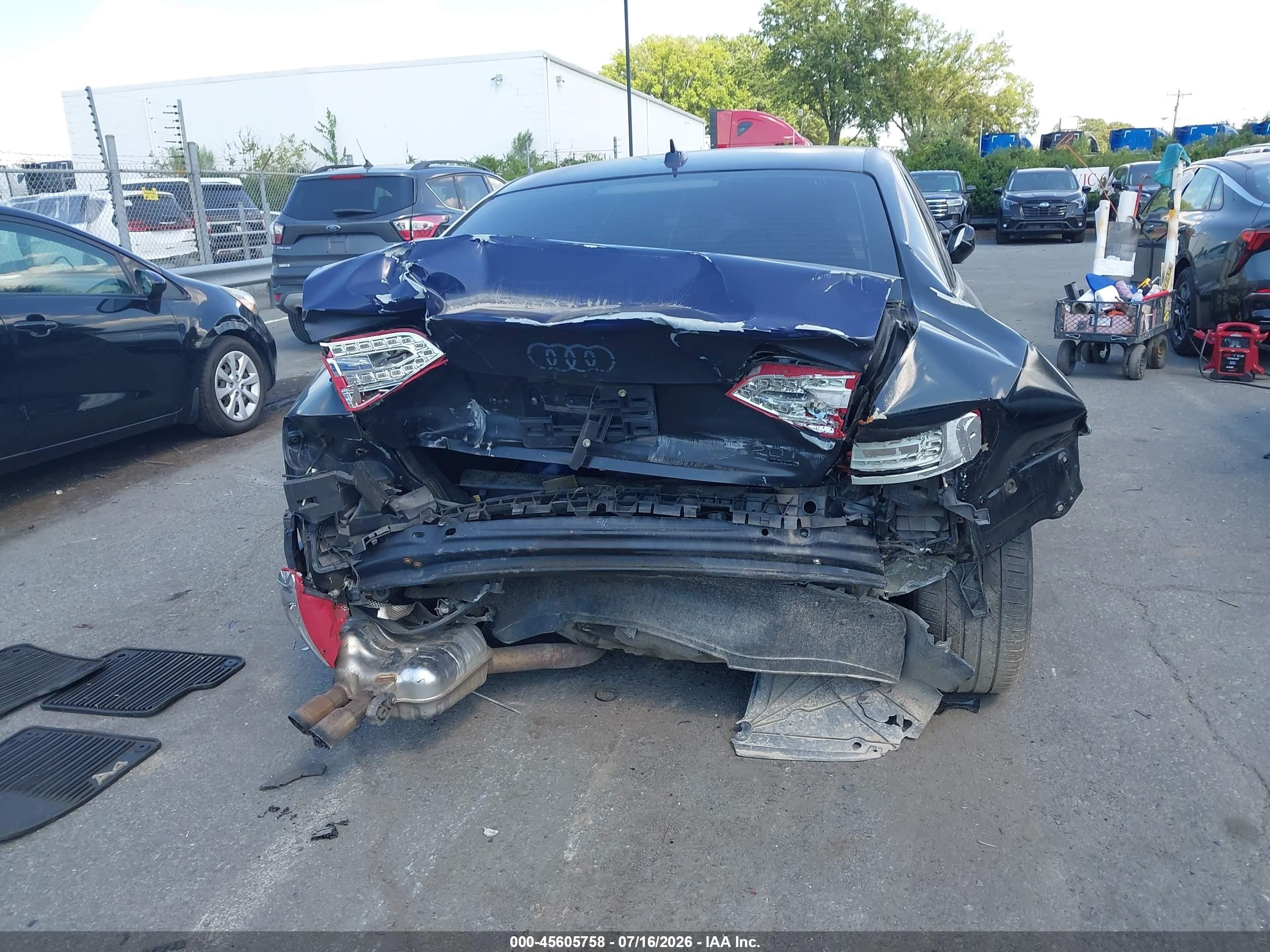 2011 Audi A4 2.0t Premium Black vin: WAUFFAFL0BN039500