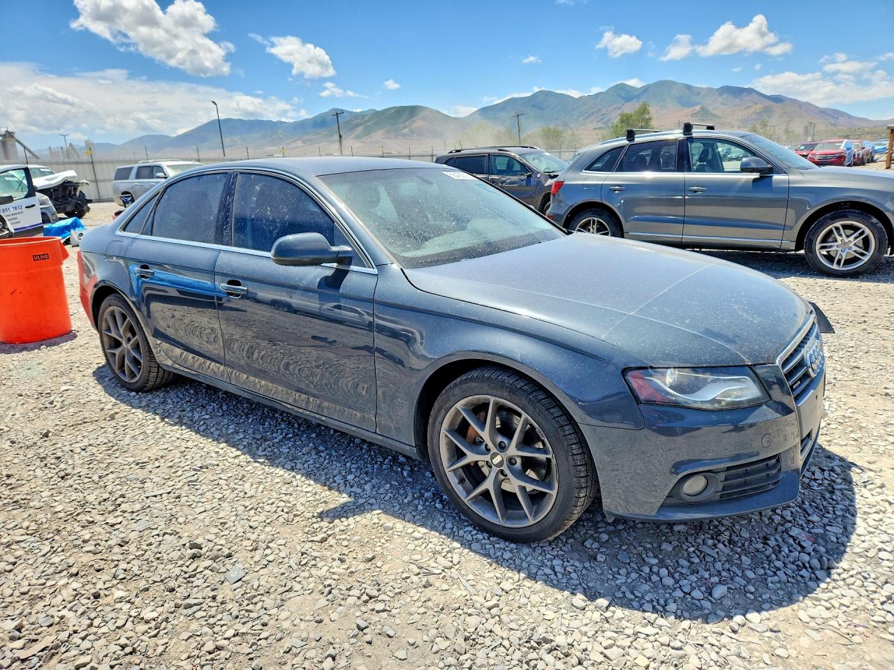 2011 Audi A4 Premium Plus Gray vin: WAUFFAFL0BN039741