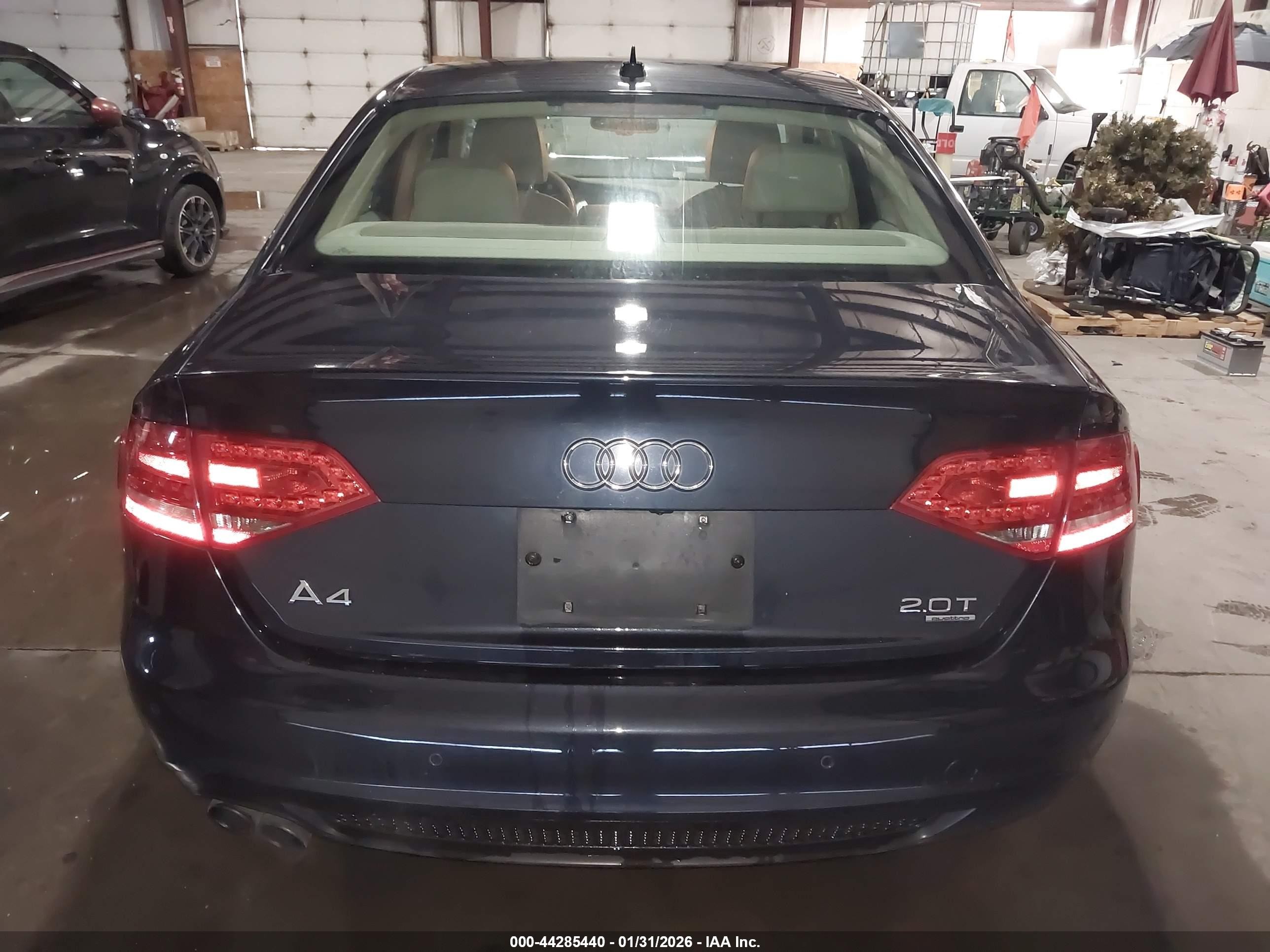 2012 Audi A4 2.0t Premium Gray vin: WAUFFAFL0CN014095