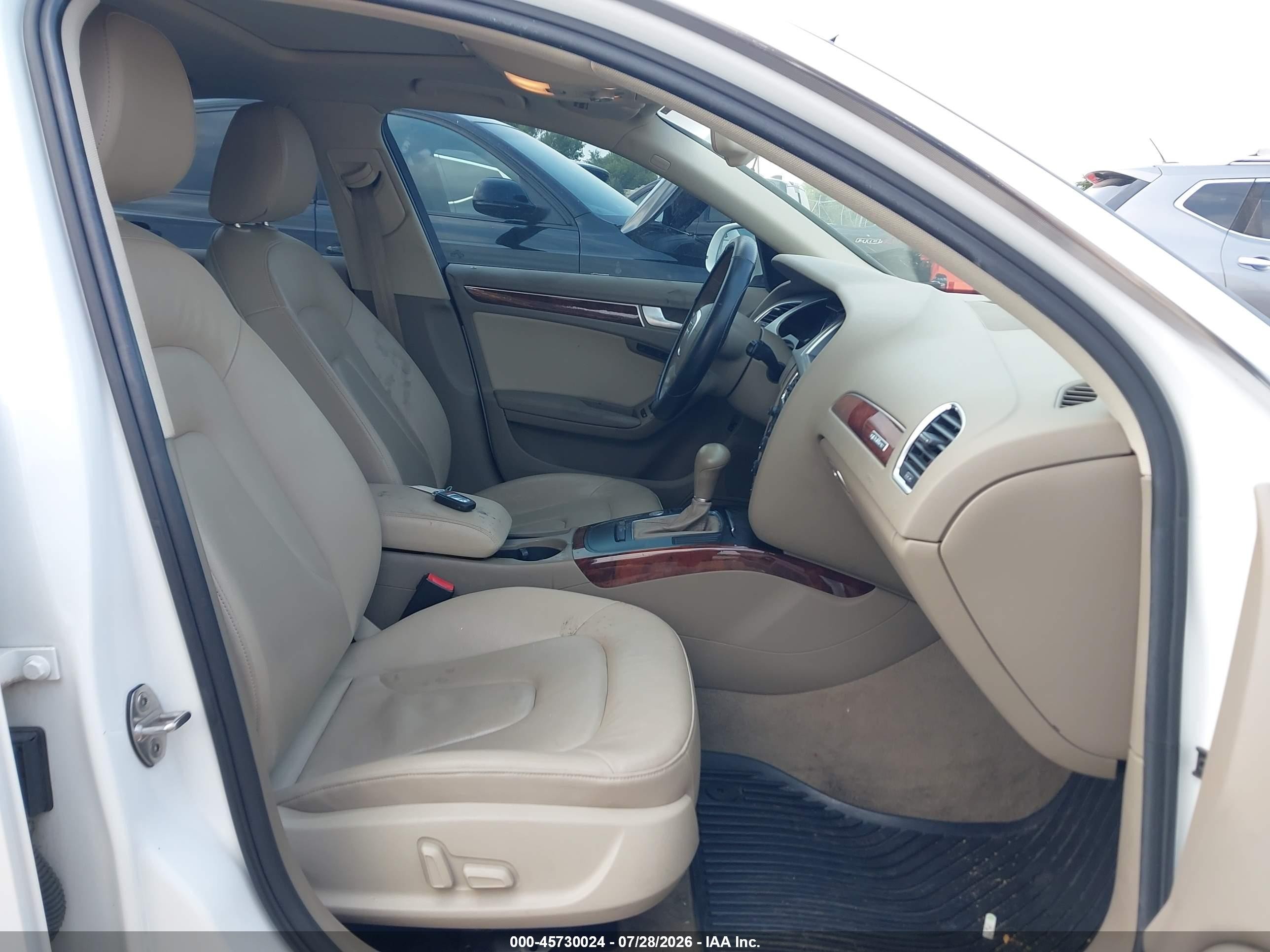 2012 Audi A4 2.0t Premium Plus White vin: WAUFFAFL0CN020690
