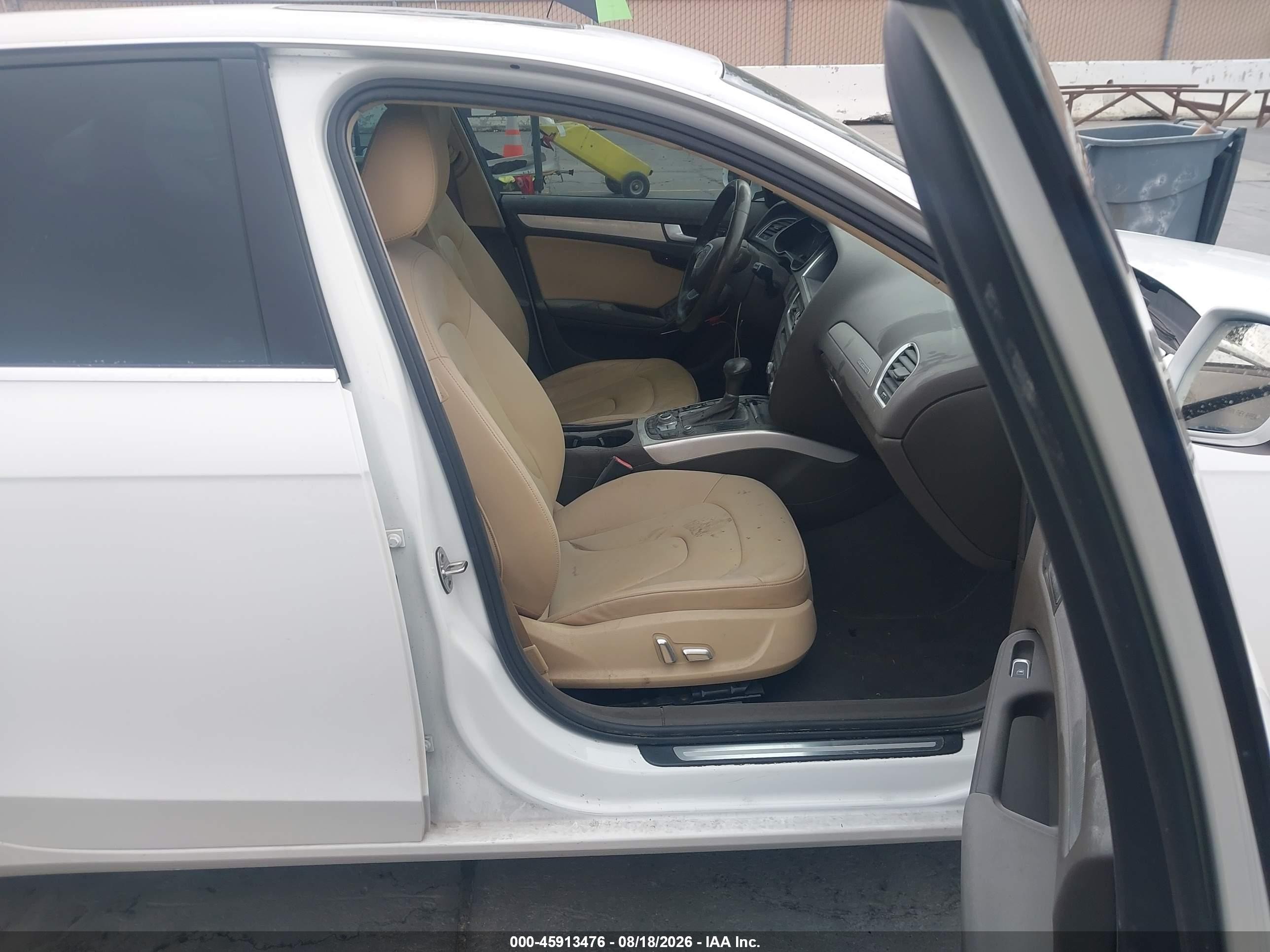 2013 Audi A4 2.0t Premium White vin: WAUFFAFL0DA169366