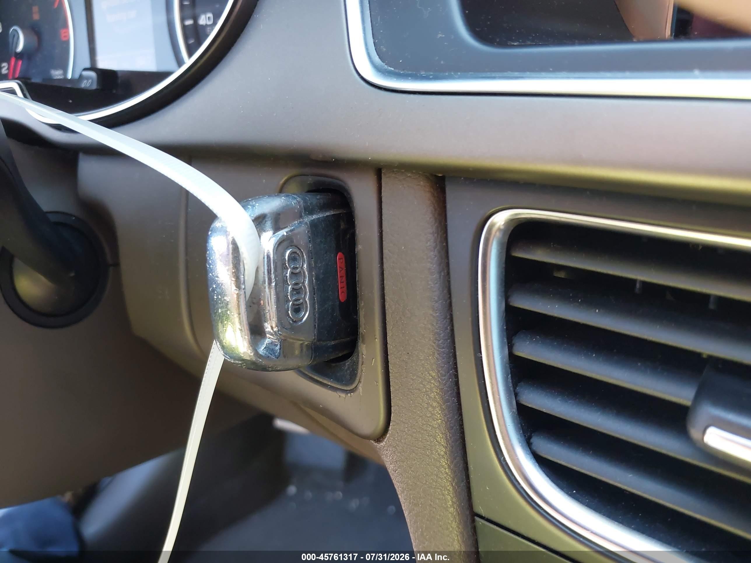2013 Audi A4 2.0t Premium Black vin: WAUFFAFL0DN012493
