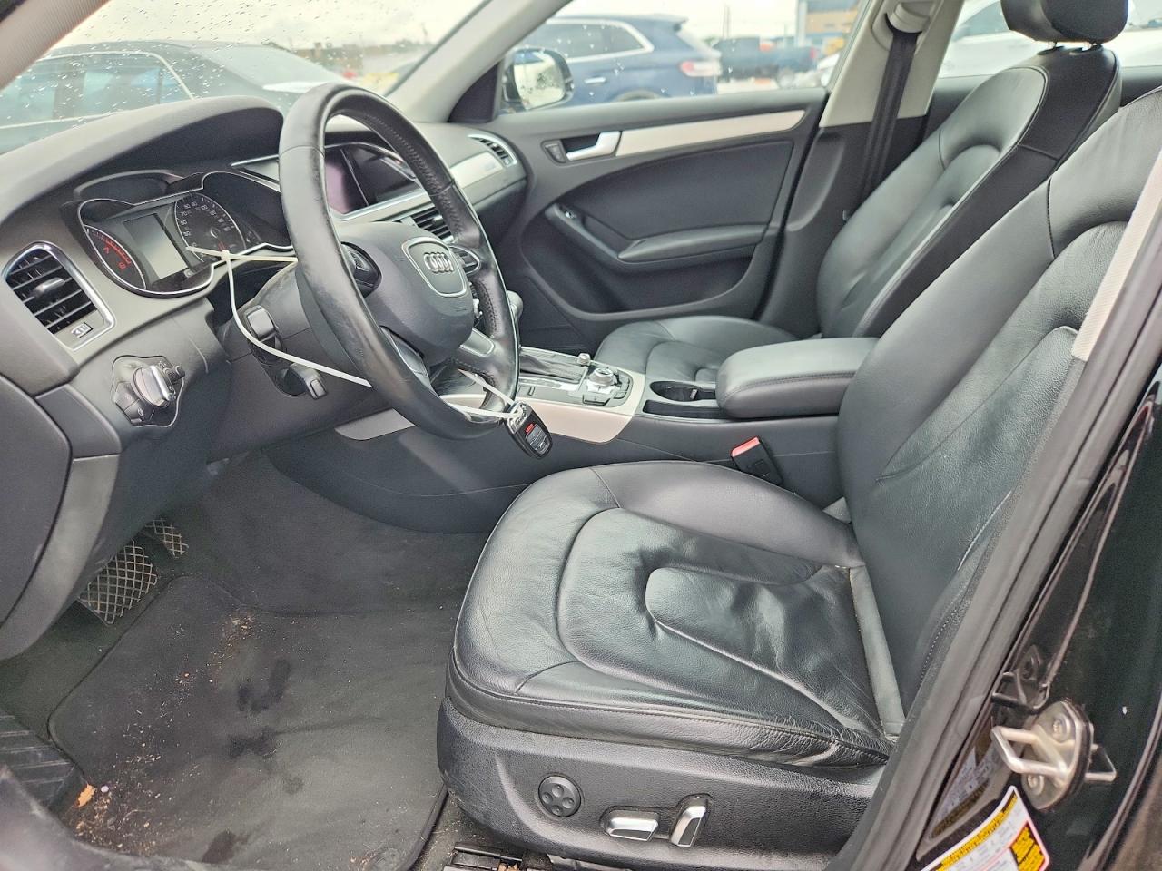 2013 Audi A4 2.0t Черный vin: WAUFFAFL0DN020383