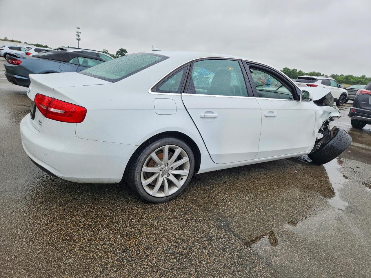2013 Audi A4 Premium Plus White vin: WAUFFAFL0DN046921