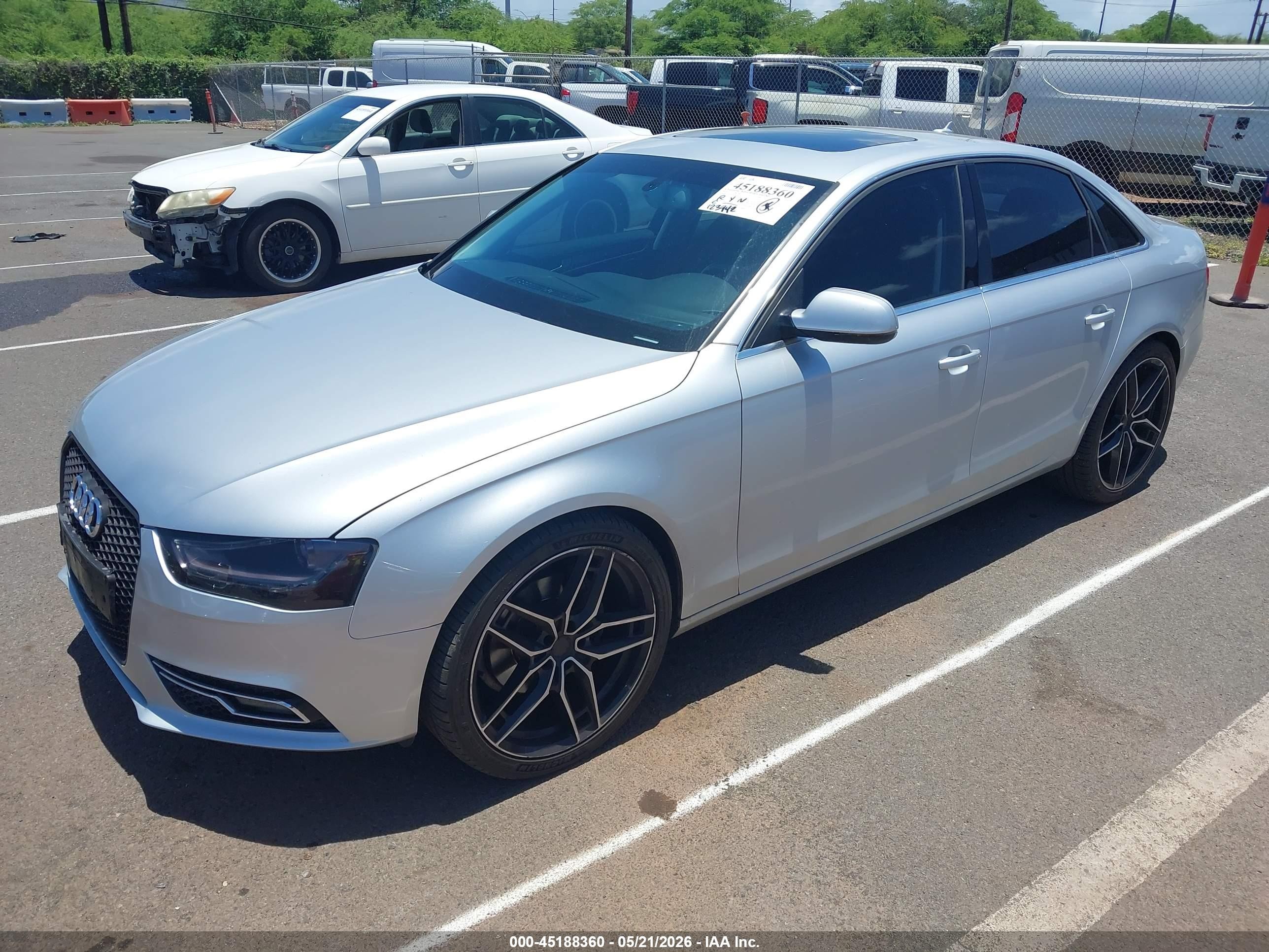 2013 Audi A4 2.0t Premium Silver vin: WAUFFAFL0DN048264