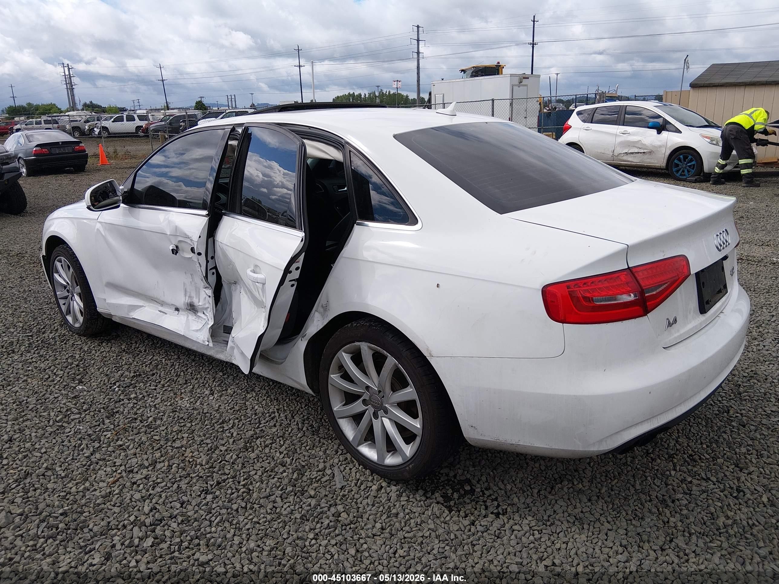 2013 Audi A4 2.0t Premium White vin: WAUFFAFL0DN050340
