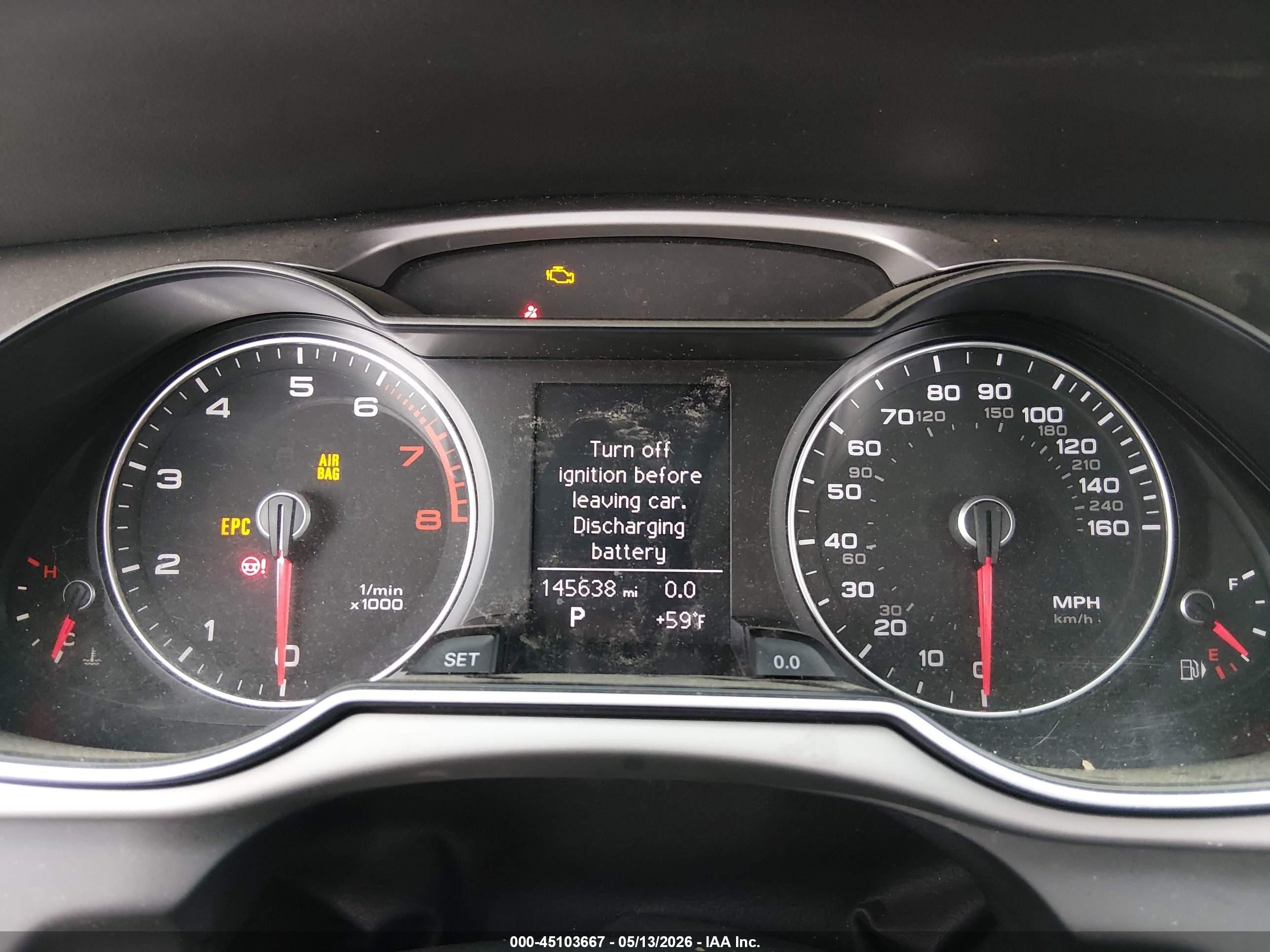 2013 Audi A4 2.0t Premium White vin: WAUFFAFL0DN050340