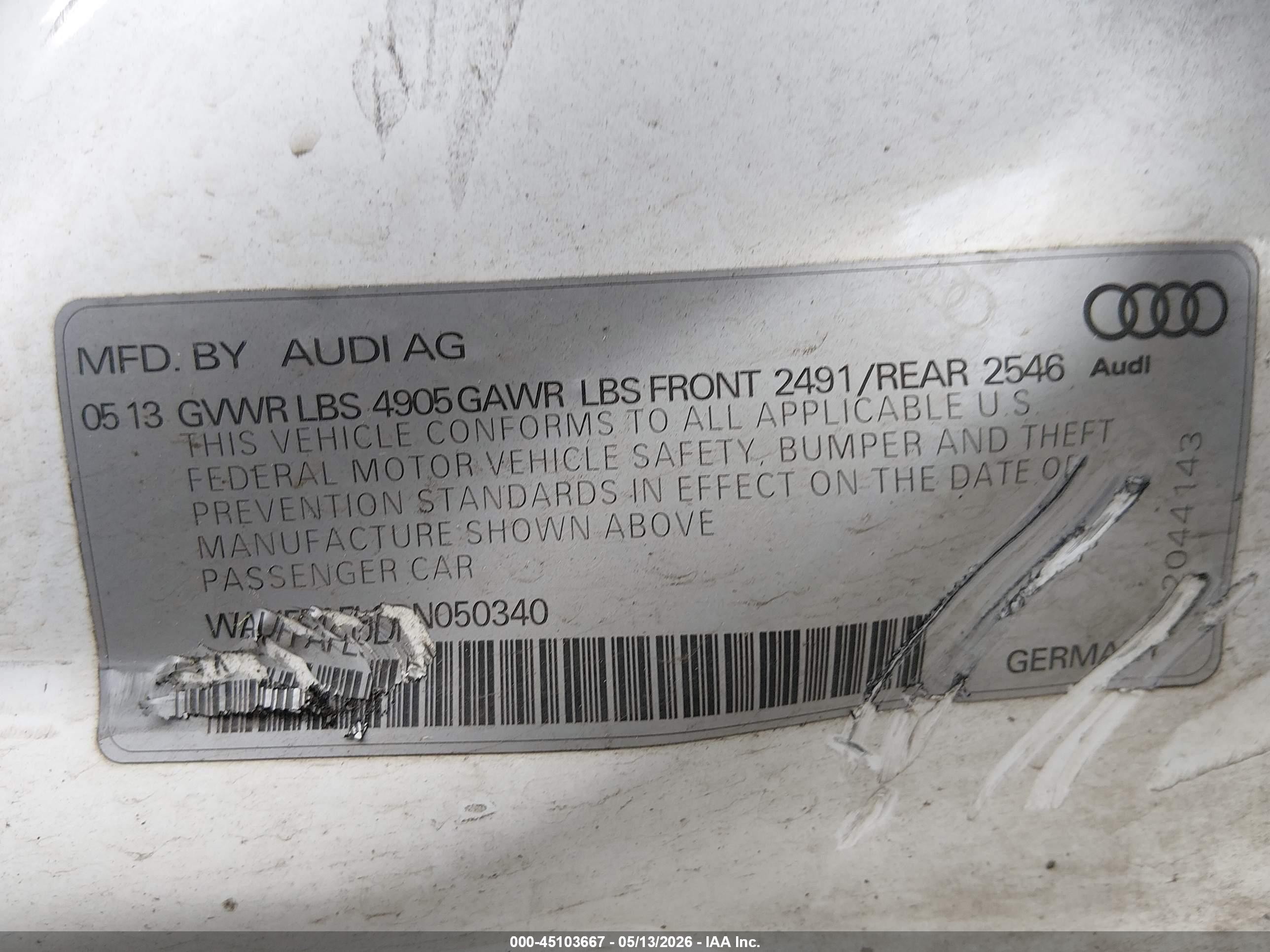 2013 Audi A4 2.0t Premium White vin: WAUFFAFL0DN050340