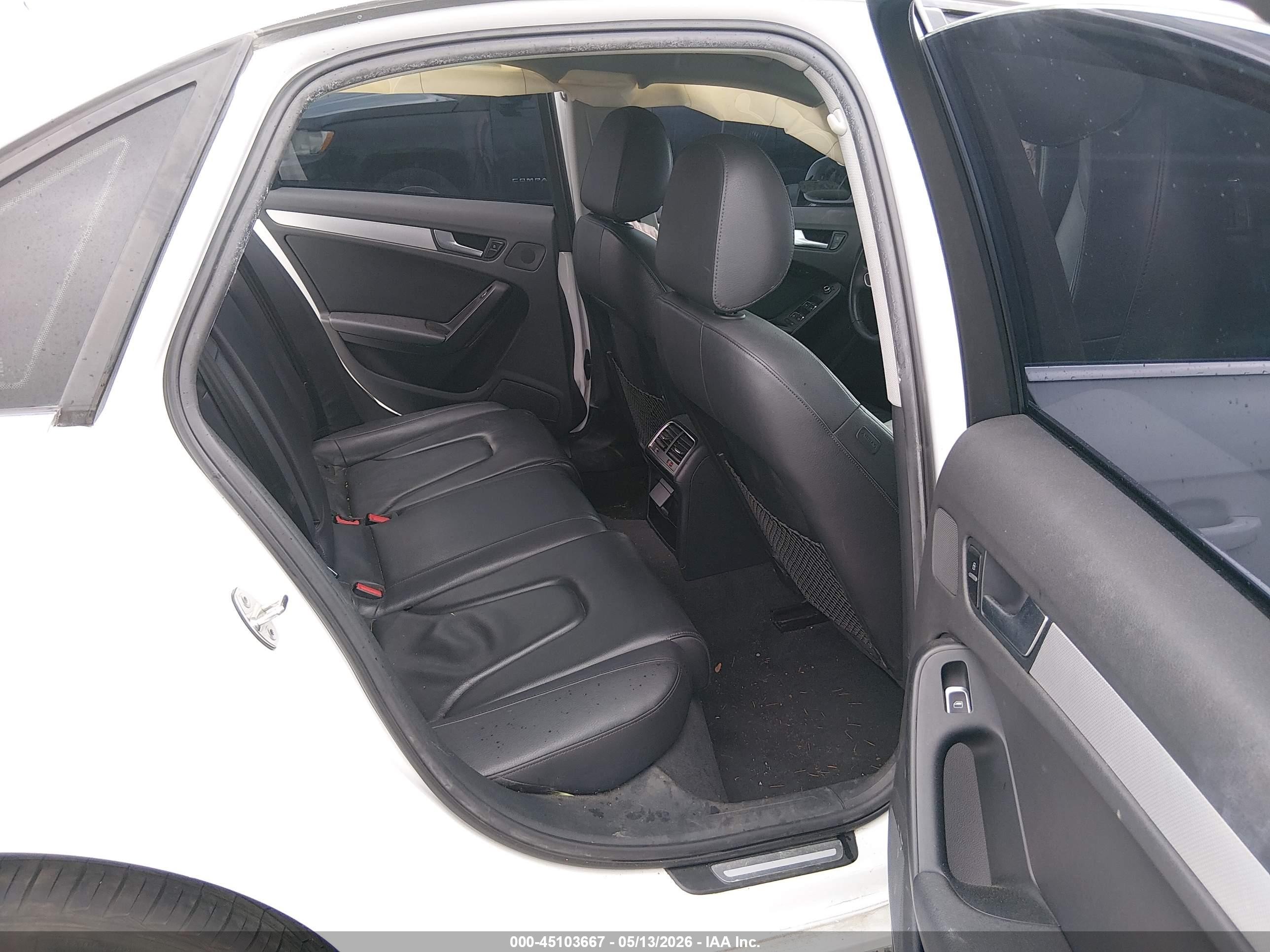 2013 Audi A4 2.0t Premium White vin: WAUFFAFL0DN050340