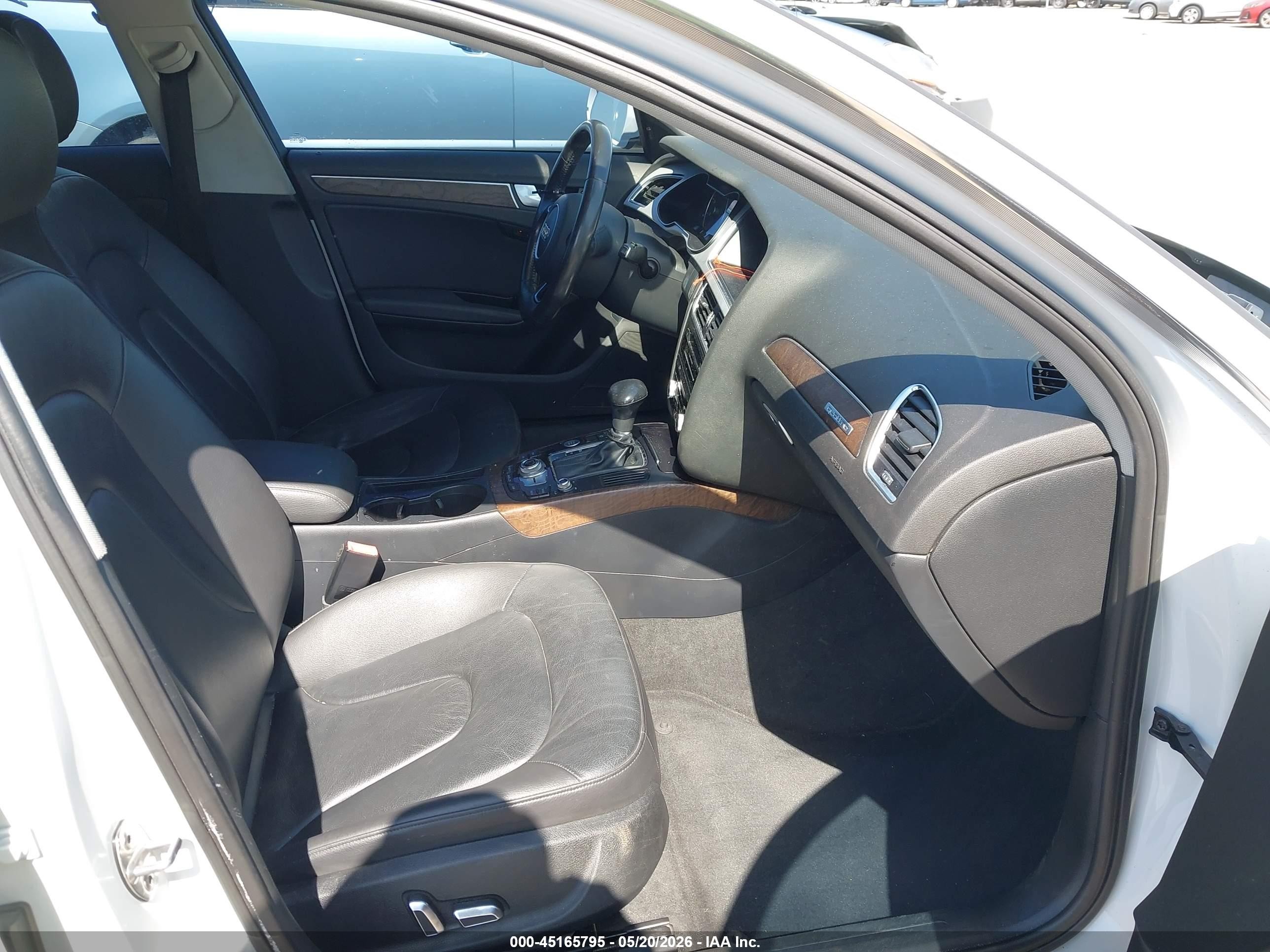 2015 Audi A4 2.0t Premium White vin: WAUFFAFL0FN036439