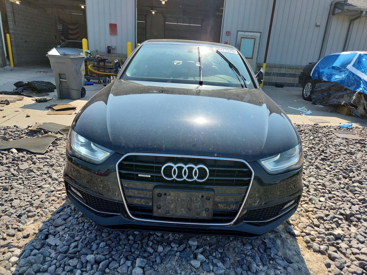 2015 Audi A4 Premium Plus Черный vin: WAUFFAFL0FN043231