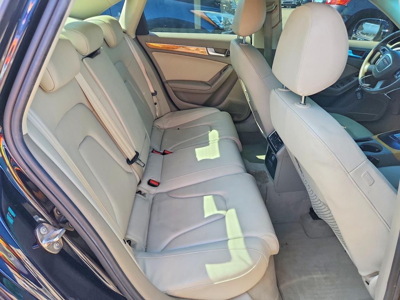 2010 Audi A4 Premium Plus Blue vin: WAUFFAFL1AN034367