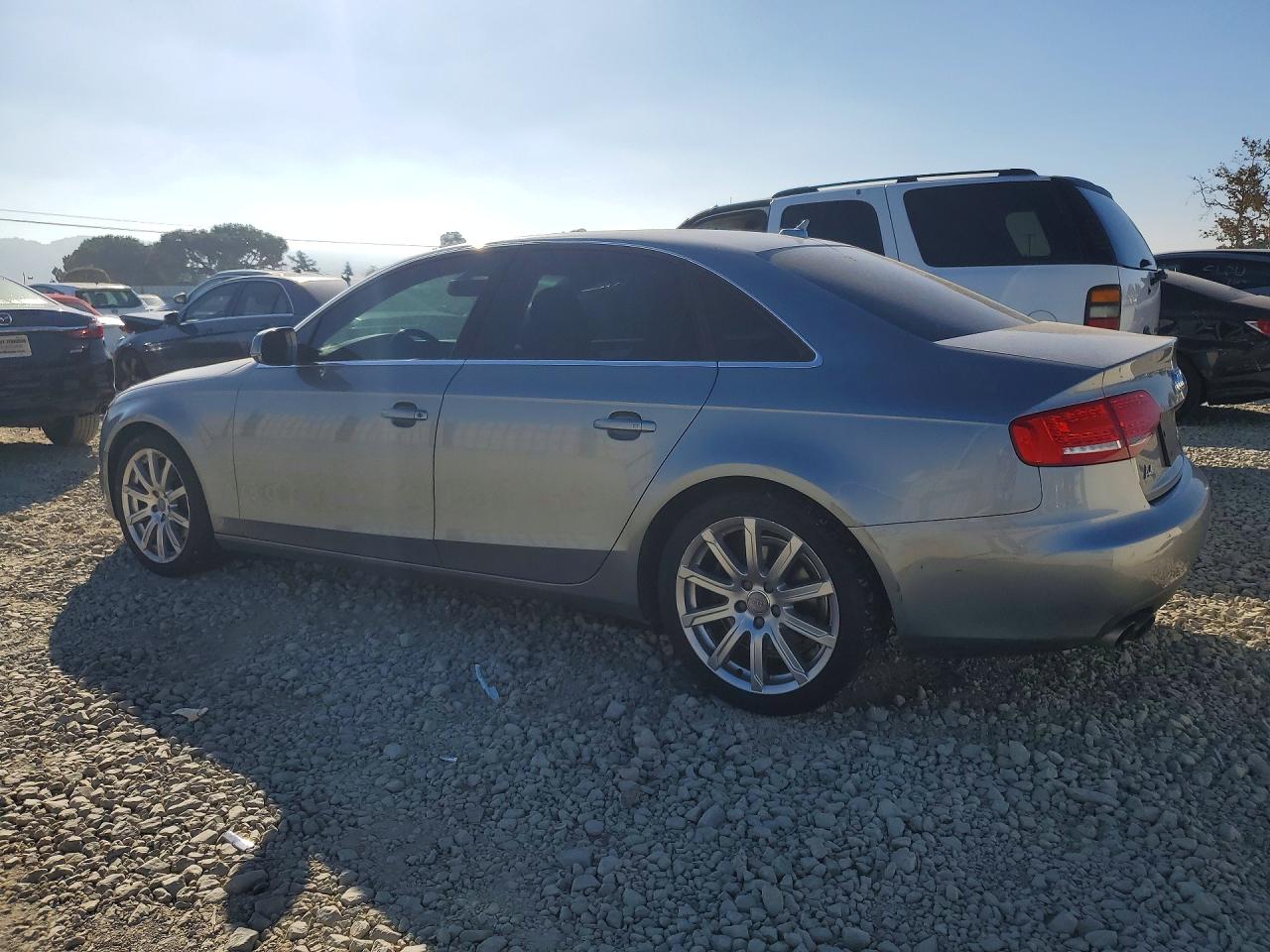 2010 Audi A4 Premium Plus Silver vin: WAUFFAFL1AN054165