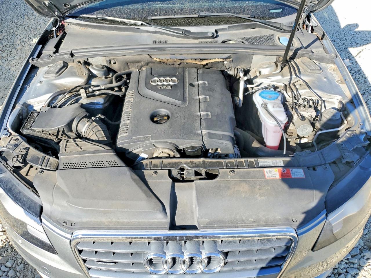 2010 Audi A4 Premium Plus Silver vin: WAUFFAFL1AN054165