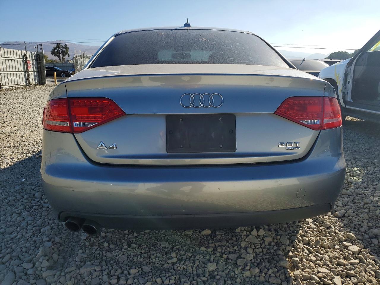 2010 Audi A4 Premium Plus Silver vin: WAUFFAFL1AN054165