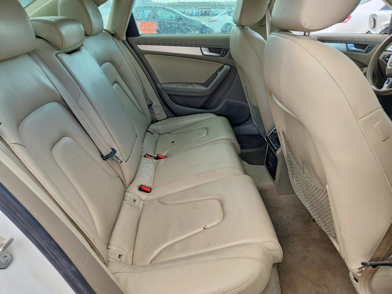 2011 Audi A4 Premium Plus White vin: WAUFFAFL1BN025721