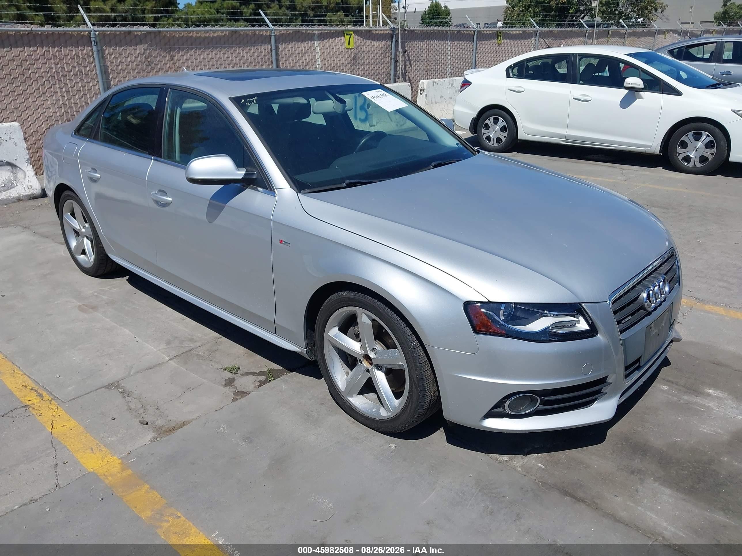 2012 Audi A4 2.0t Premium Silver vin: WAUFFAFL1CA005526