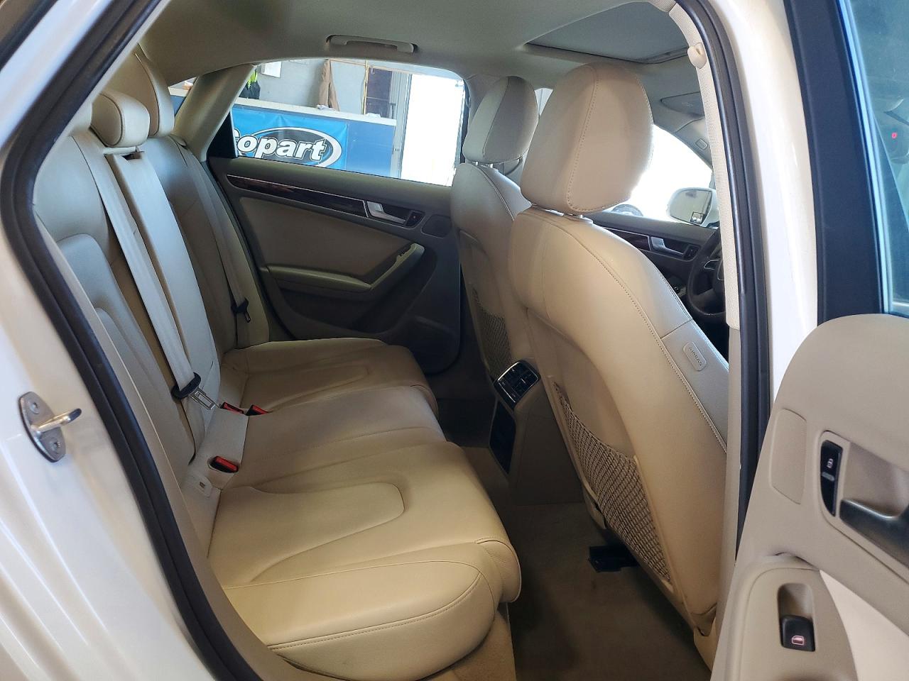2012 Audi A4 Premium Plus White vin: WAUFFAFL1CA088696