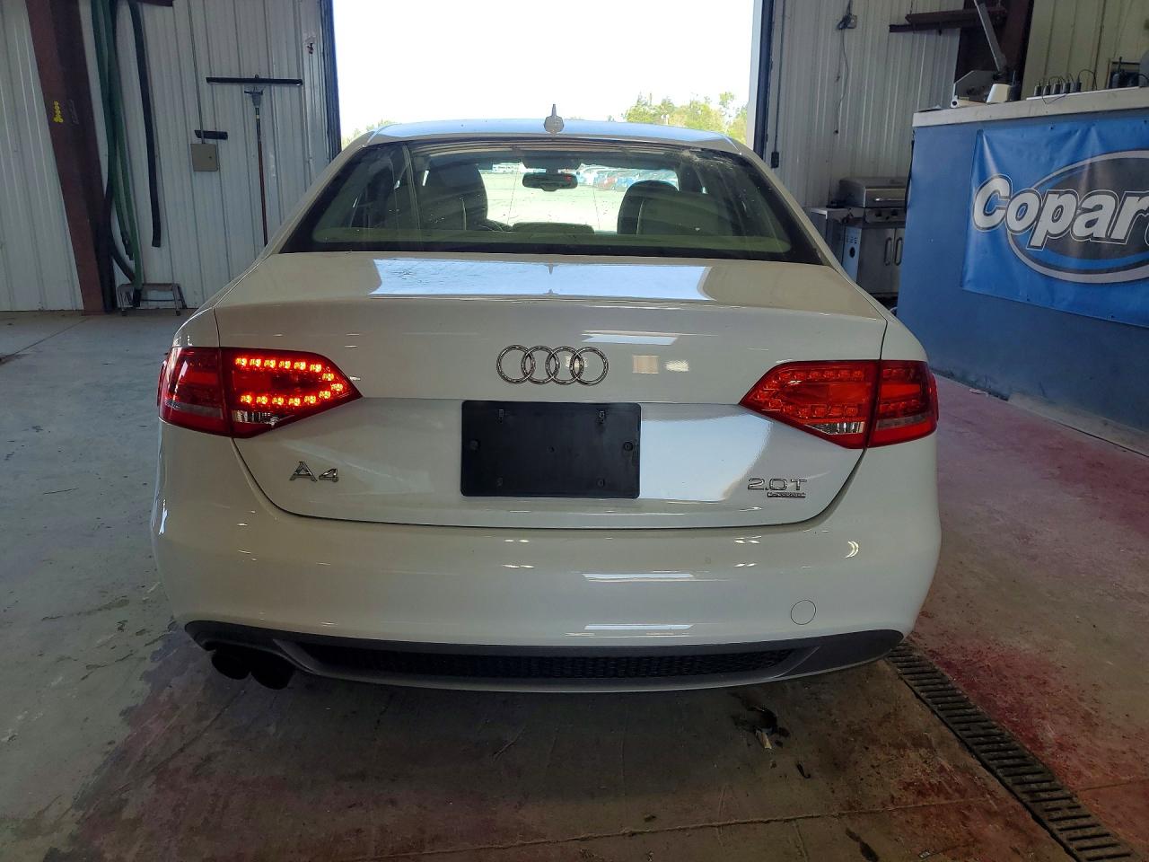 2012 Audi A4 Premium Plus White vin: WAUFFAFL1CA088696