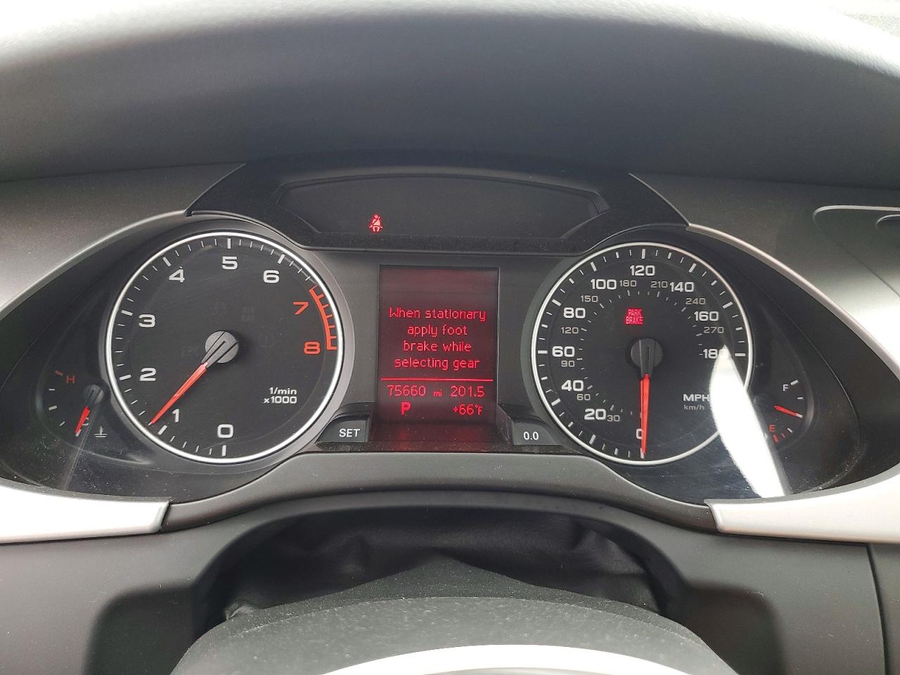 2012 Audi A4 Premium Plus Silver vin: WAUFFAFL1CN001324