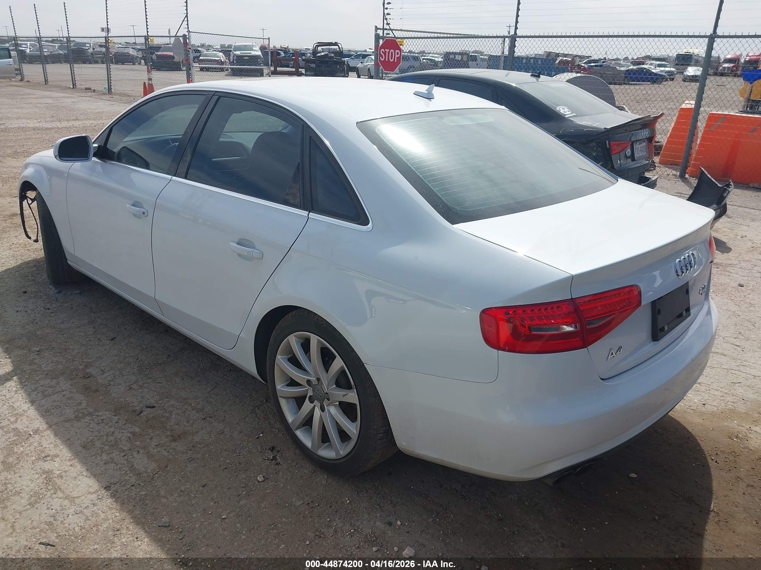 2013 Audi A4 2.0t Premium White vin: WAUFFAFL1DN046104